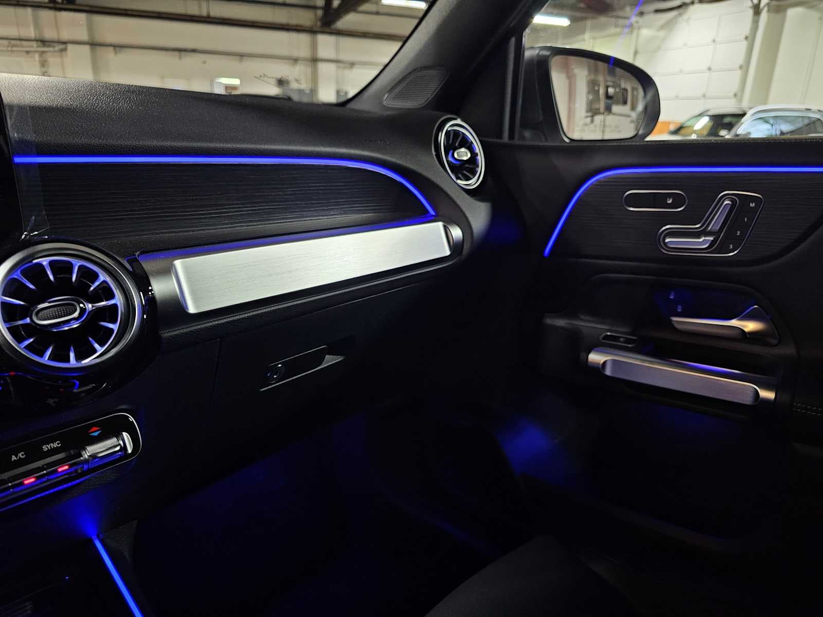 2026 Mercedes-Benz GLB 250 4MATIC® SUV