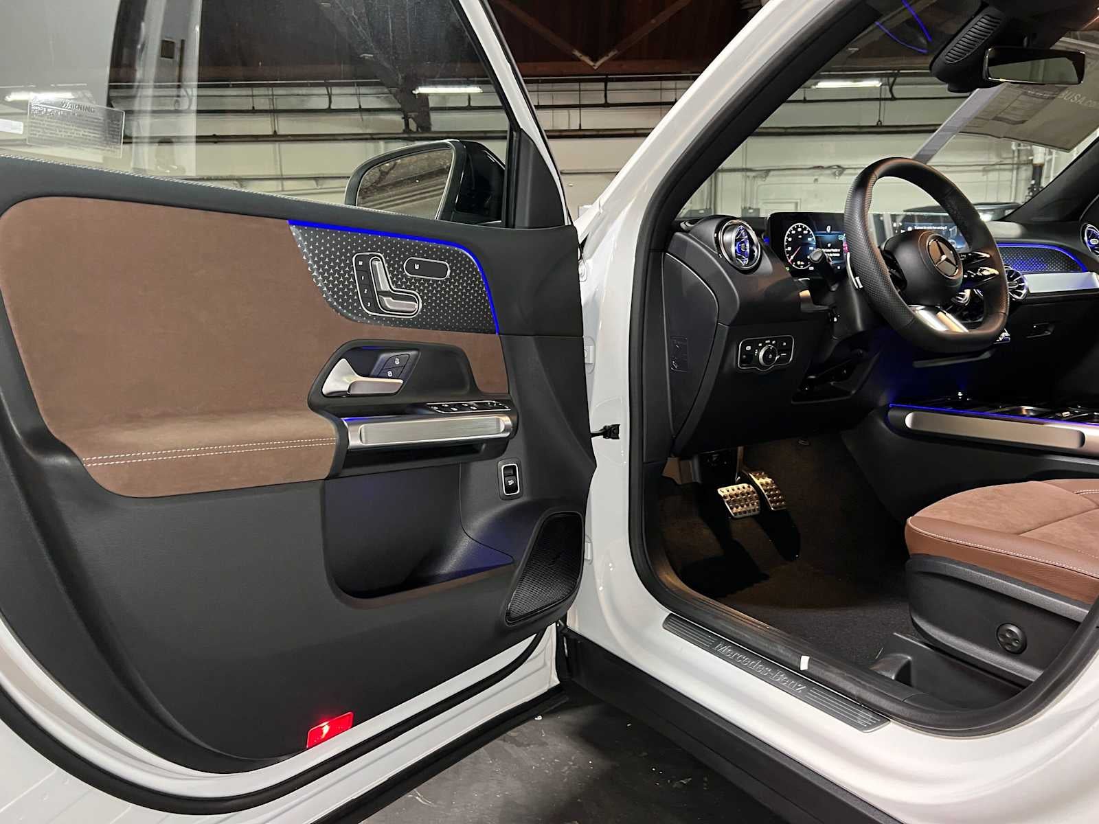 2026 Mercedes-Benz GLB 250 4MATIC® SUV