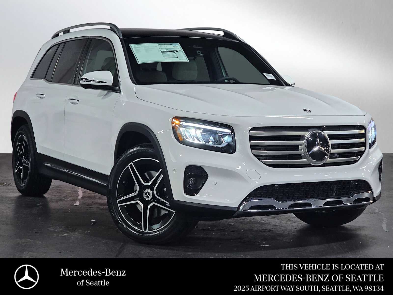 2026 Mercedes-Benz GLB GLB 250 4MATIC's photo