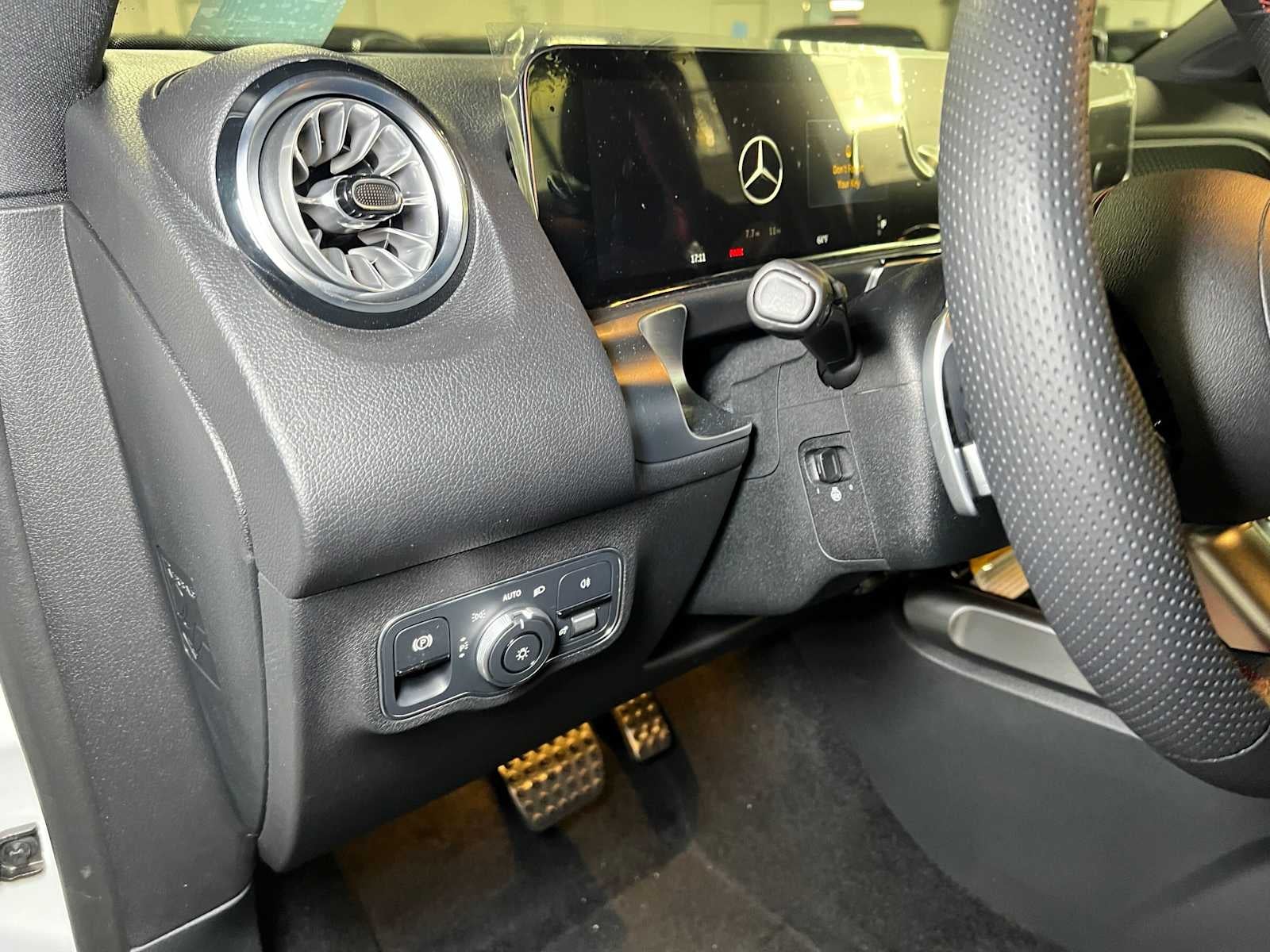 2026 Mercedes-Benz GLB 250 4MATIC® SUV