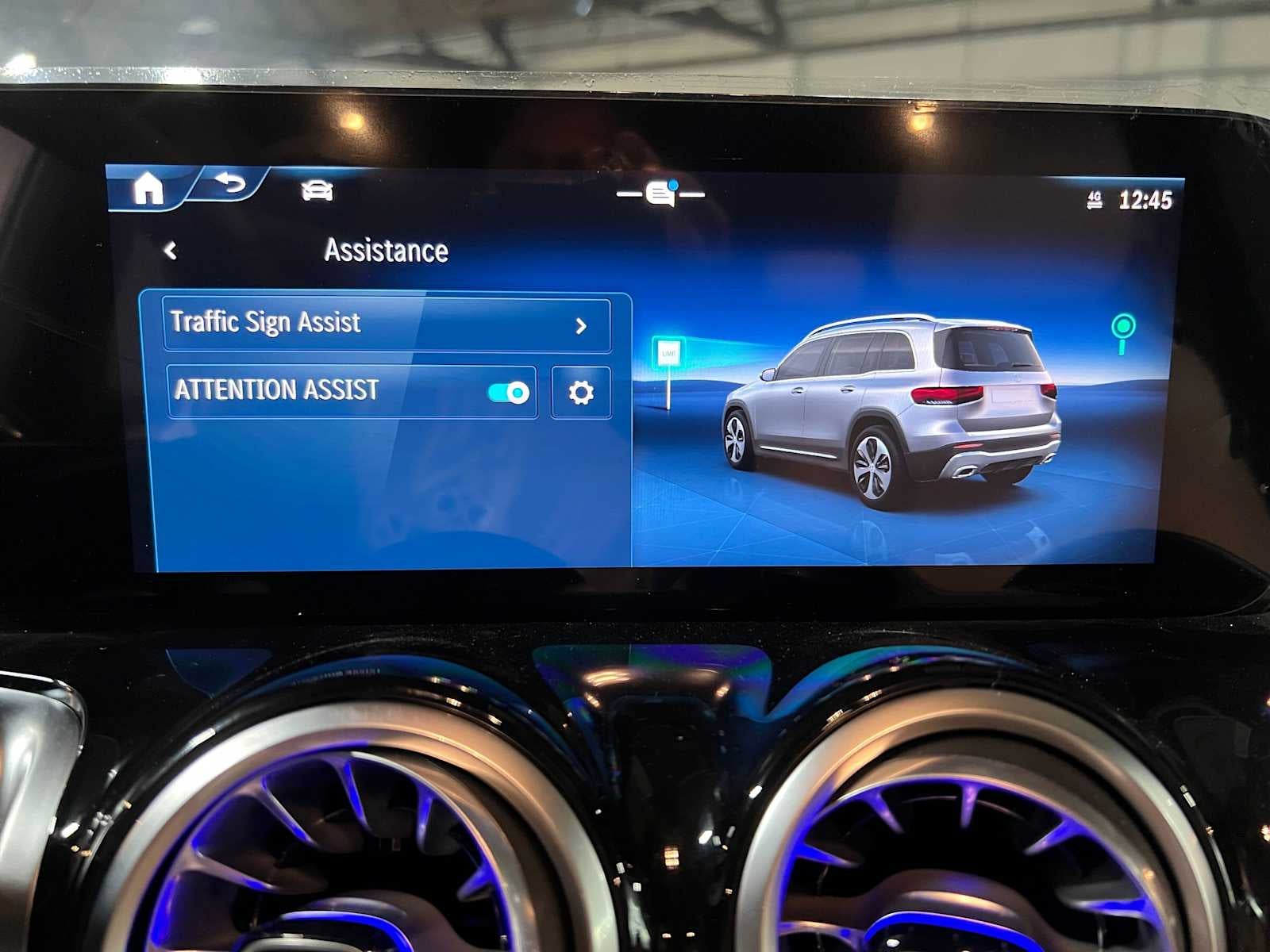 2026 Mercedes-Benz GLB 250 4MATIC® SUV