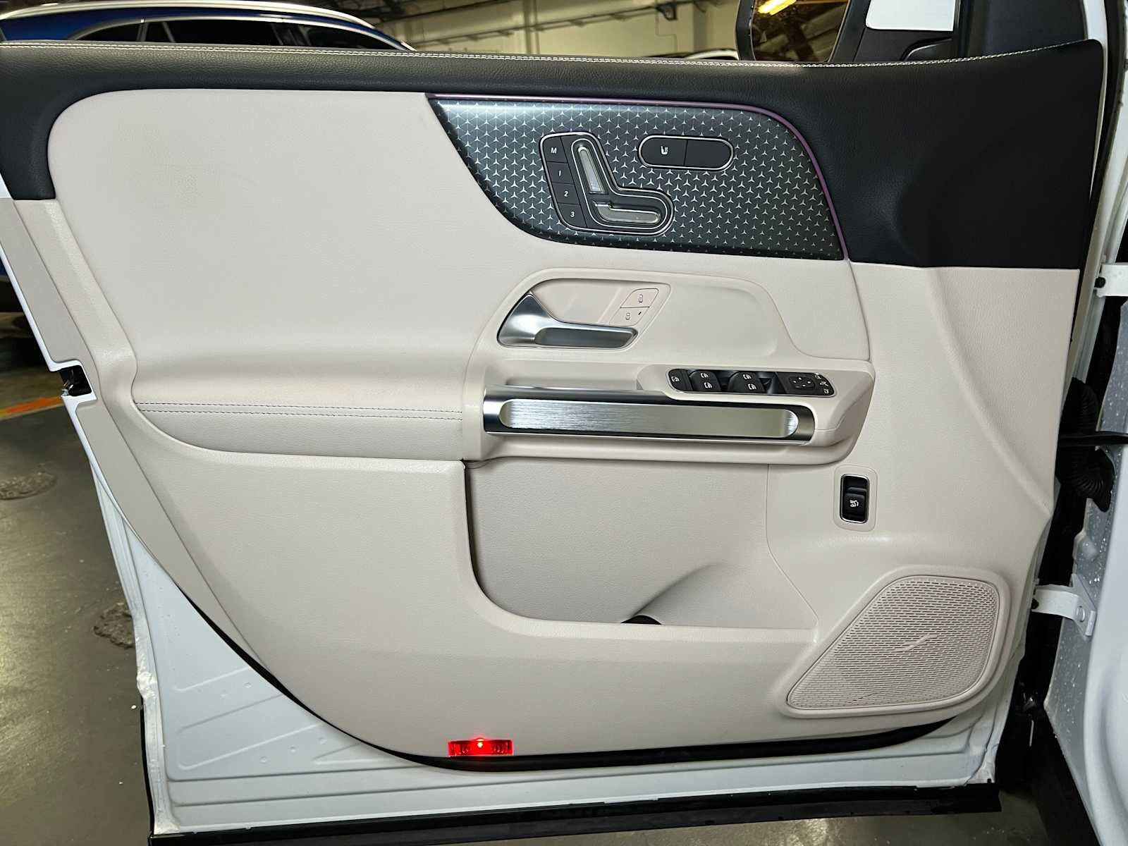 2025 Mercedes-Benz GLB GLB 250