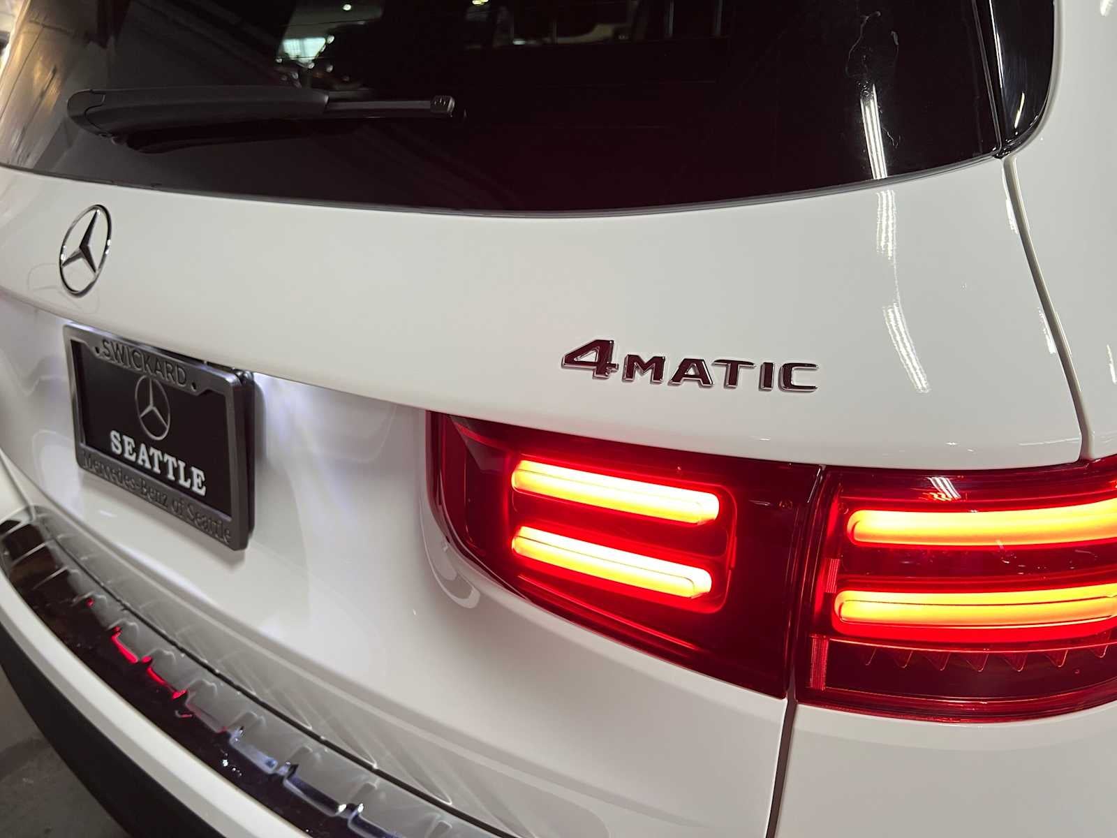 2026 Mercedes-Benz GLB 250 4MATIC® SUV