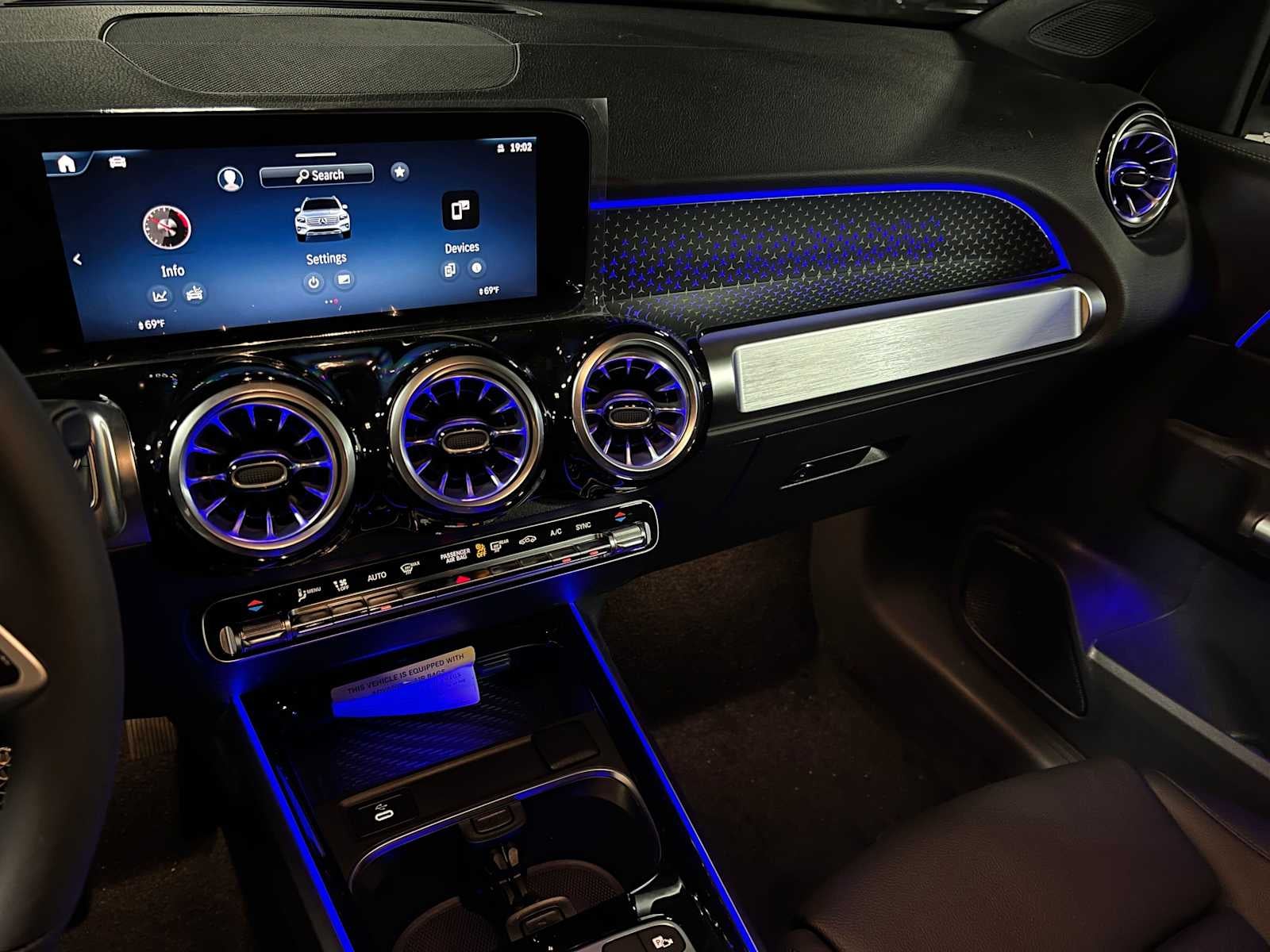 2026 Mercedes-Benz GLB 250 4MATIC® SUV