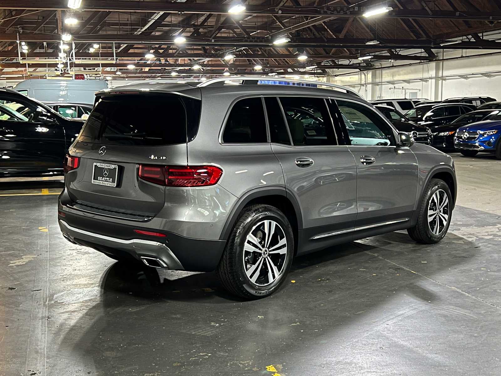 2026 Mercedes-Benz GLB 250 4MATIC® SUV