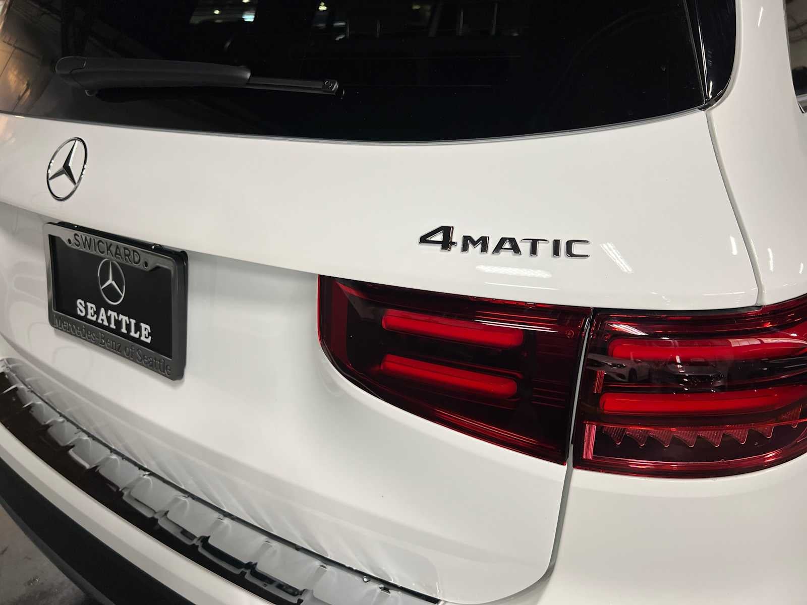 2026 Mercedes-Benz GLB 250 4MATIC® SUV