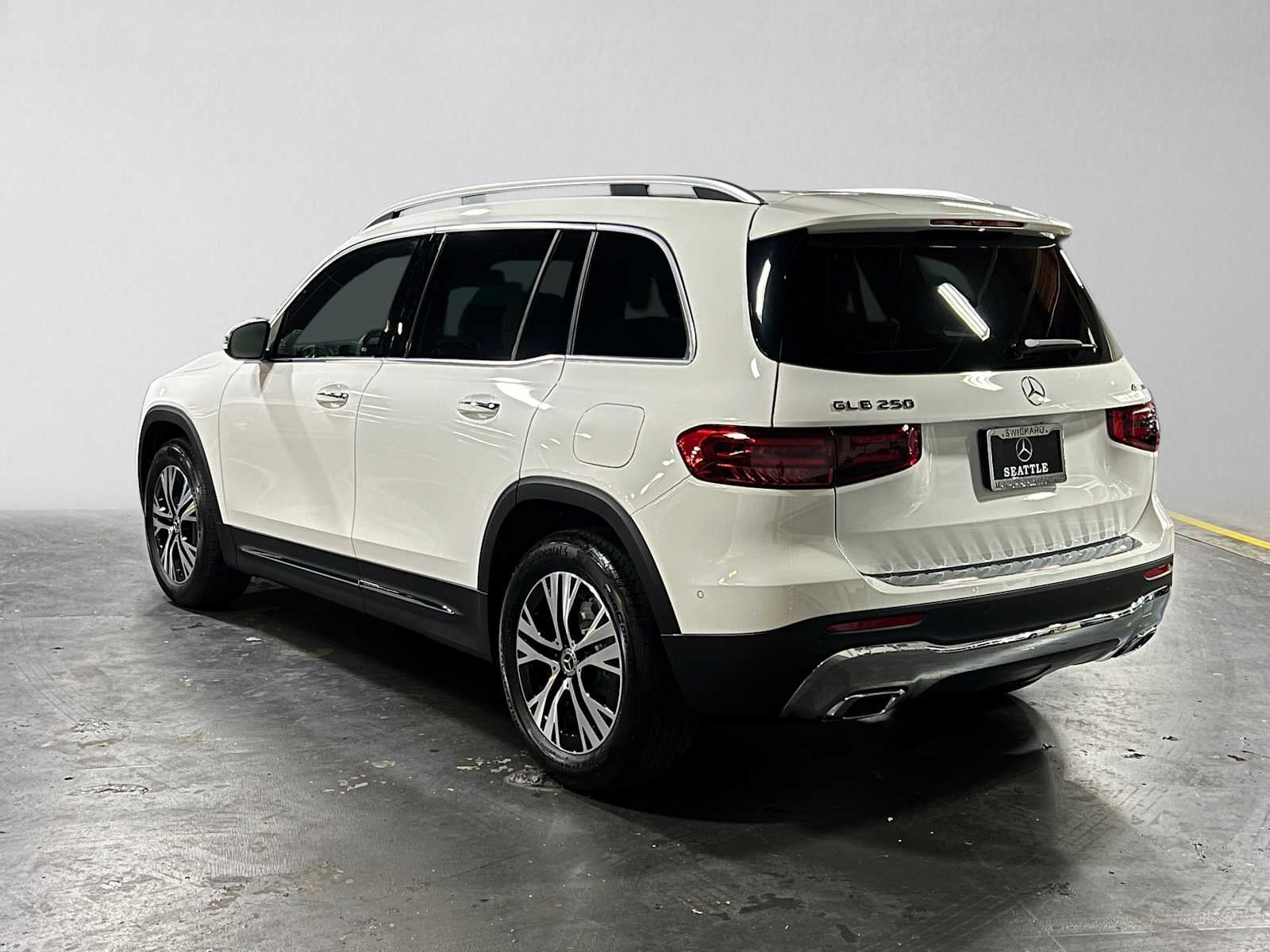 2026 Mercedes-Benz GLB 250 4MATIC® SUV