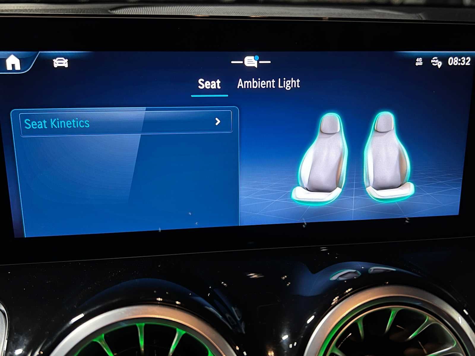 2025 Mercedes-Benz GLB 250 GLB 250