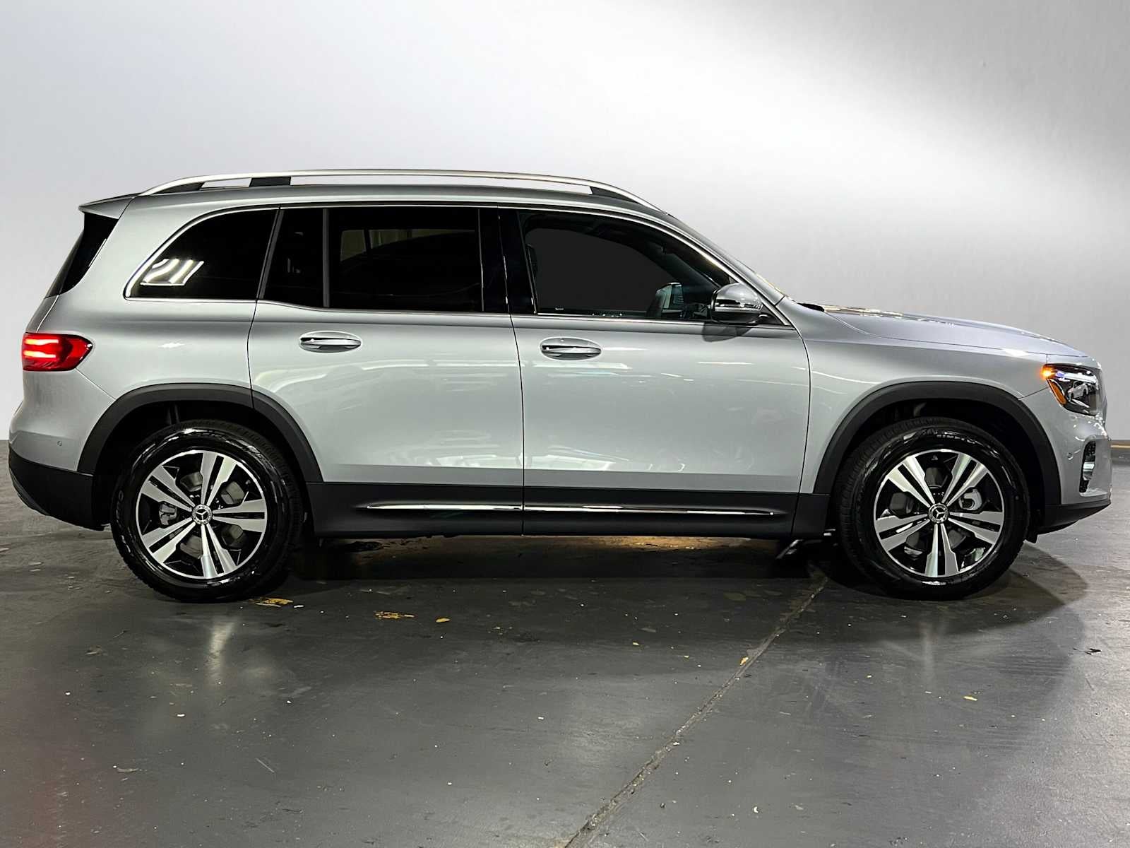 2026 Mercedes-Benz GLB 250 4MATIC® SUV