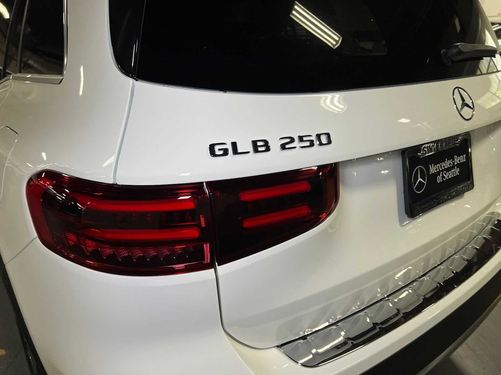 2026 Mercedes-Benz GLB 250 4MATIC® SUV