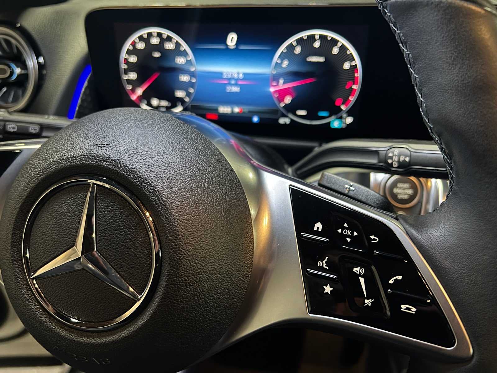 2025 Mercedes-Benz GLB GLB 250