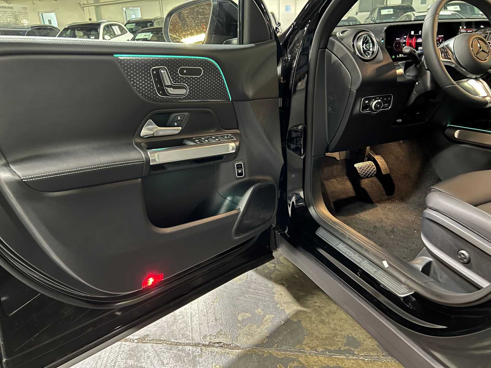 2026 Mercedes-Benz GLB 250 4MATIC® SUV