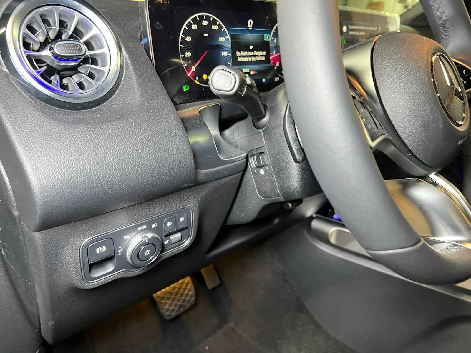 2026 Mercedes-Benz GLB 250 4MATIC® SUV