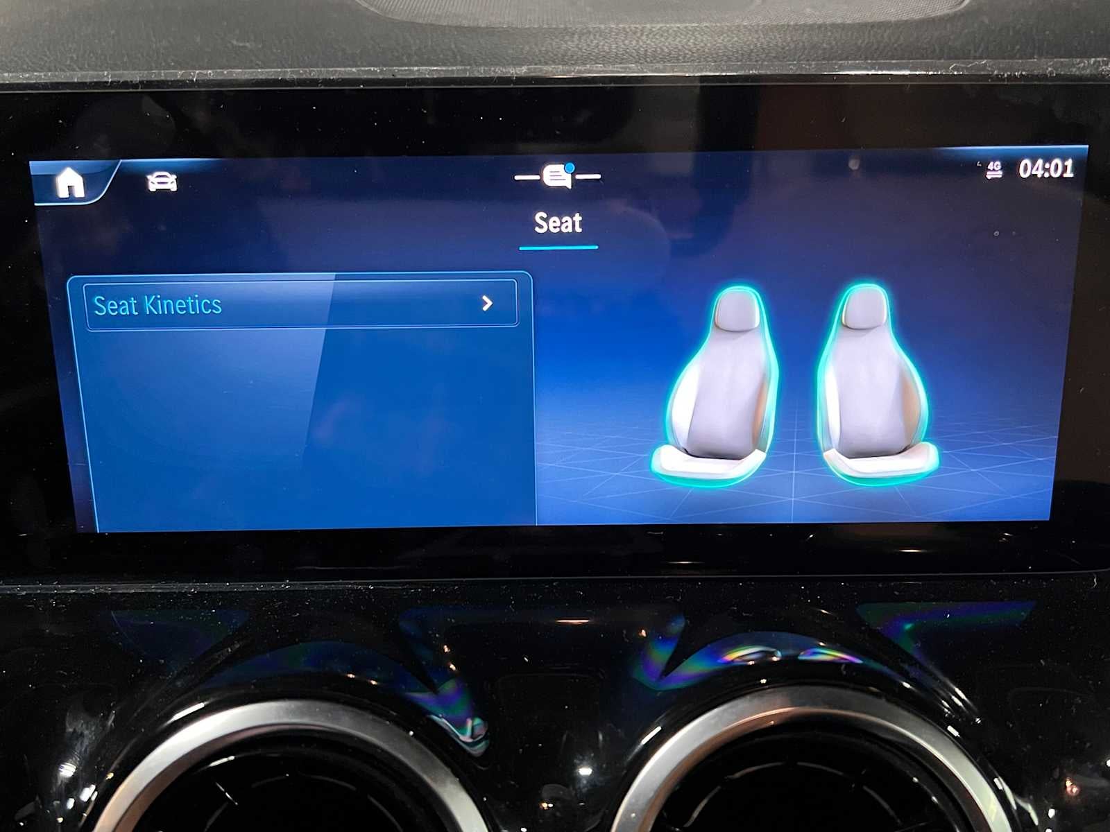 2026 Mercedes-Benz GLA 250 4MATIC® SUV