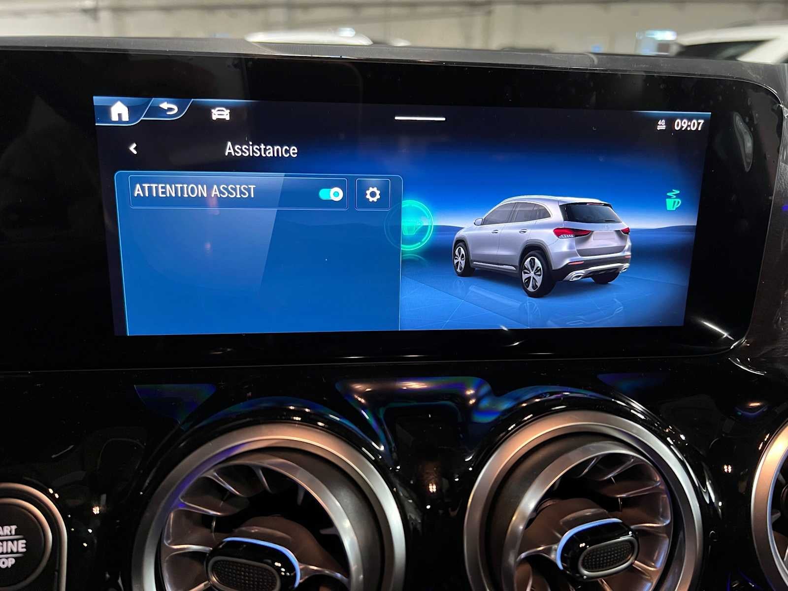 2026 Mercedes-Benz GLA 250 4MATIC® SUV