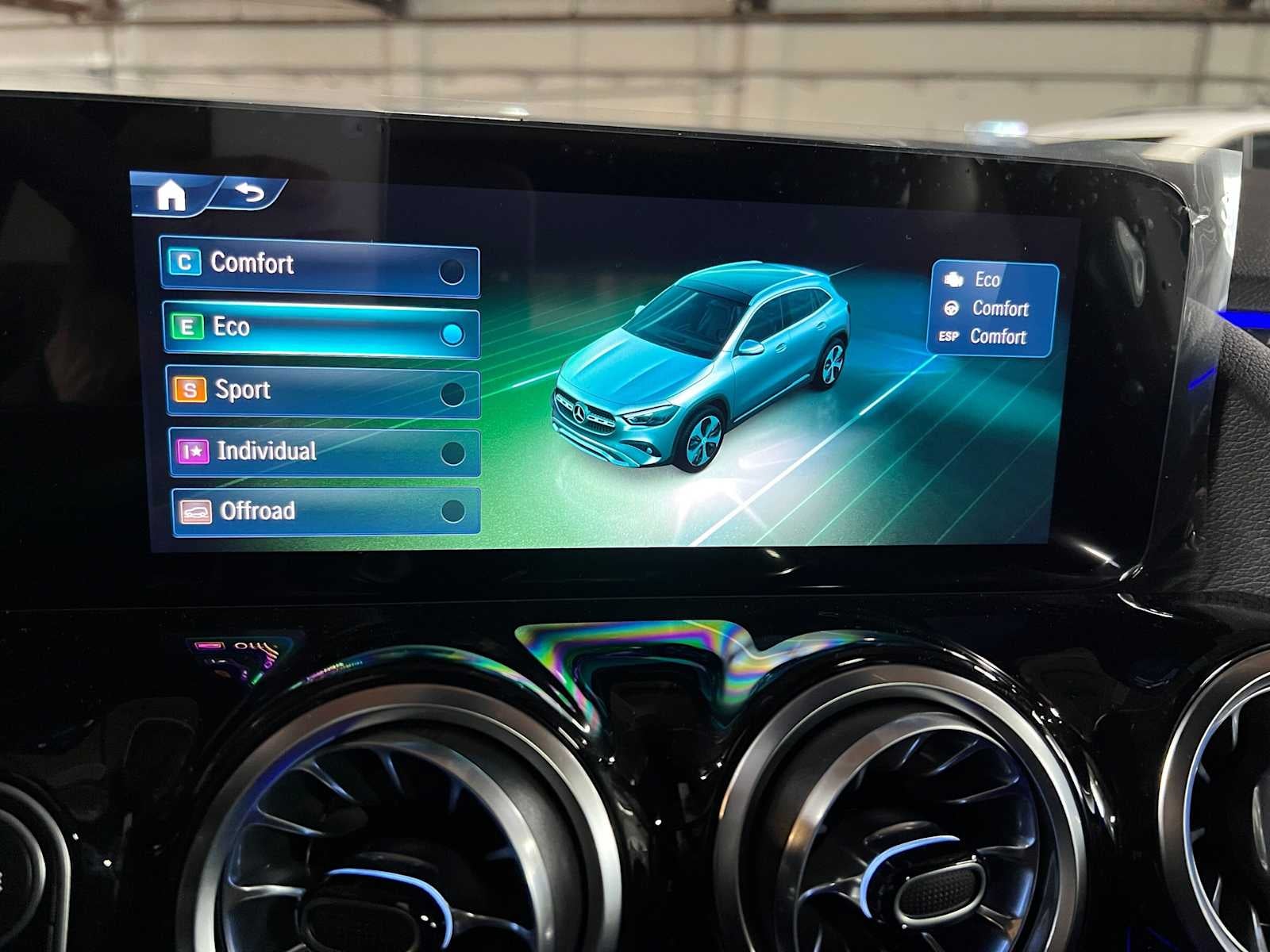 2026 Mercedes-Benz GLA 250 4MATIC® SUV