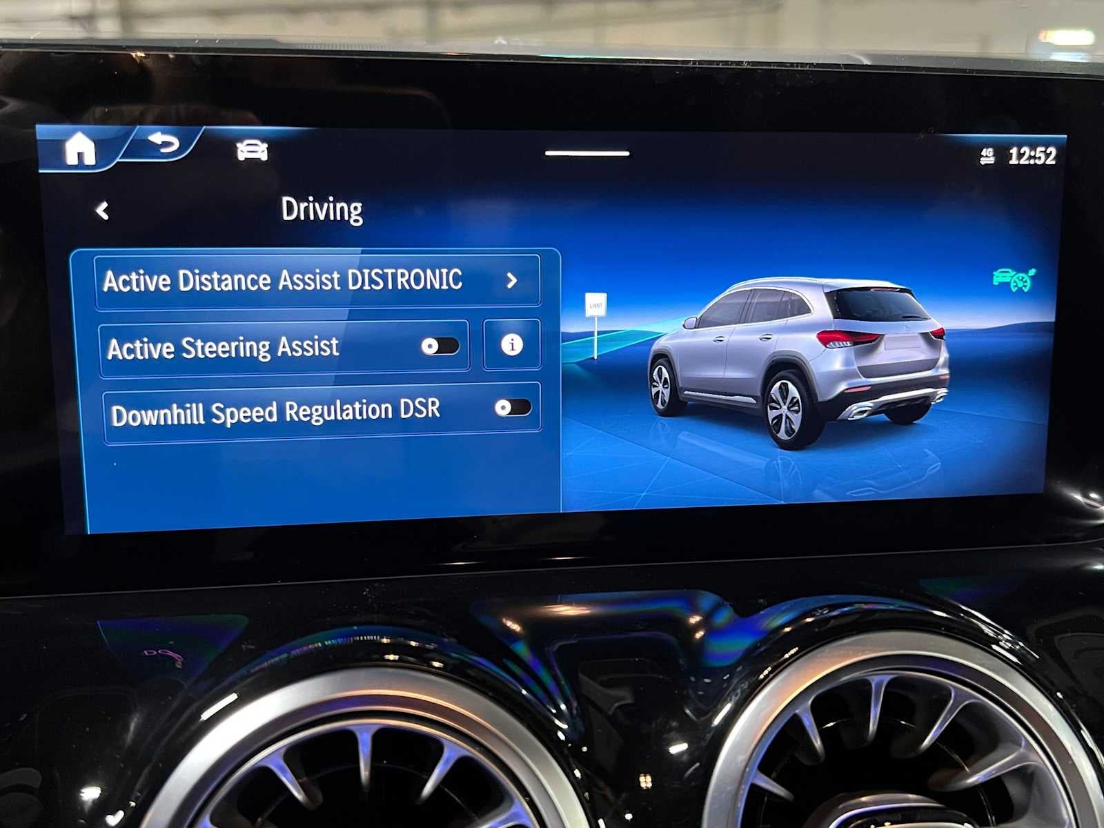 2026 Mercedes-Benz GLA 250 4MATIC® SUV