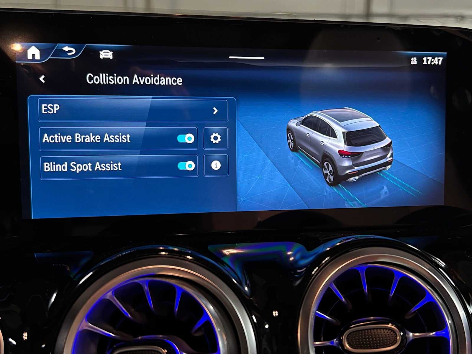 2026 Mercedes-Benz GLA 250 4MATIC® SUV