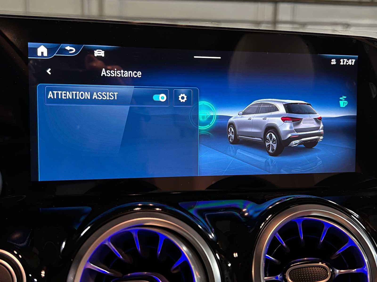 2026 Mercedes-Benz GLA 250 4MATIC® SUV