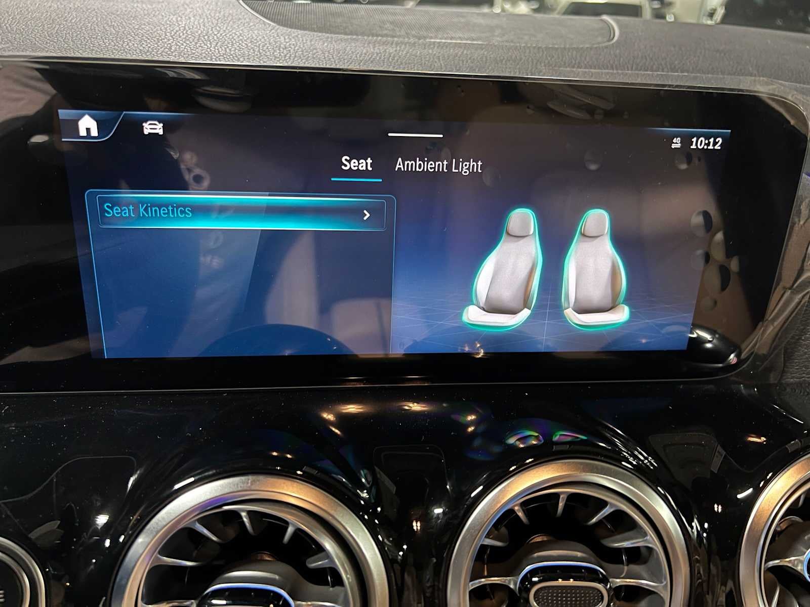 2026 Mercedes-Benz GLA 250 4MATIC® SUV
