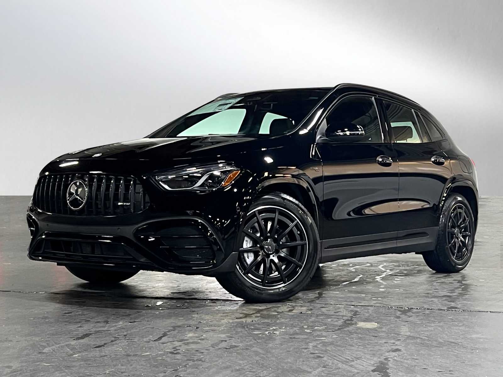 2025 Mercedes-Benz GLA AMG® GLA 35