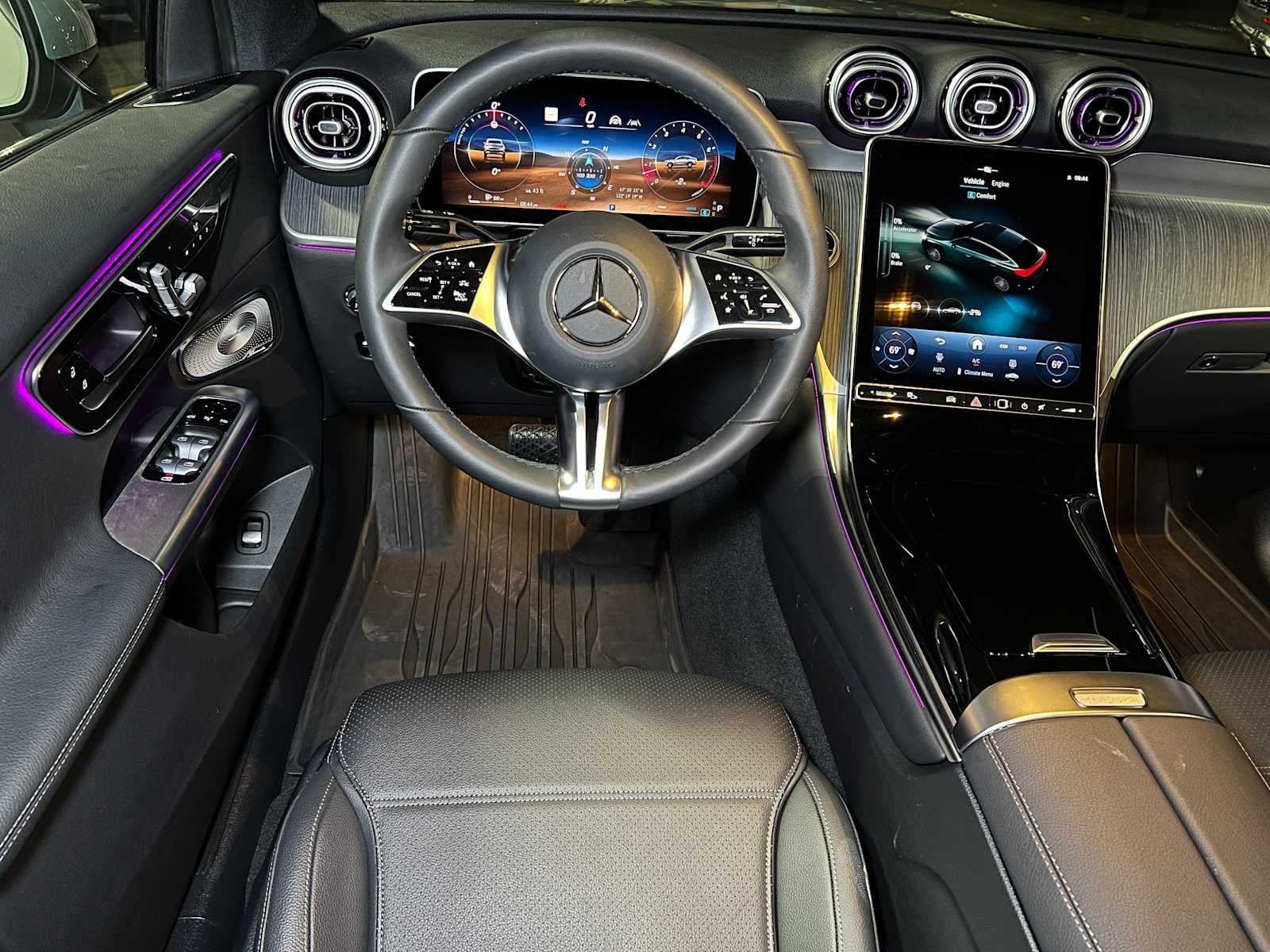 2025 Mercedes-Benz GLC 300 GLC 300