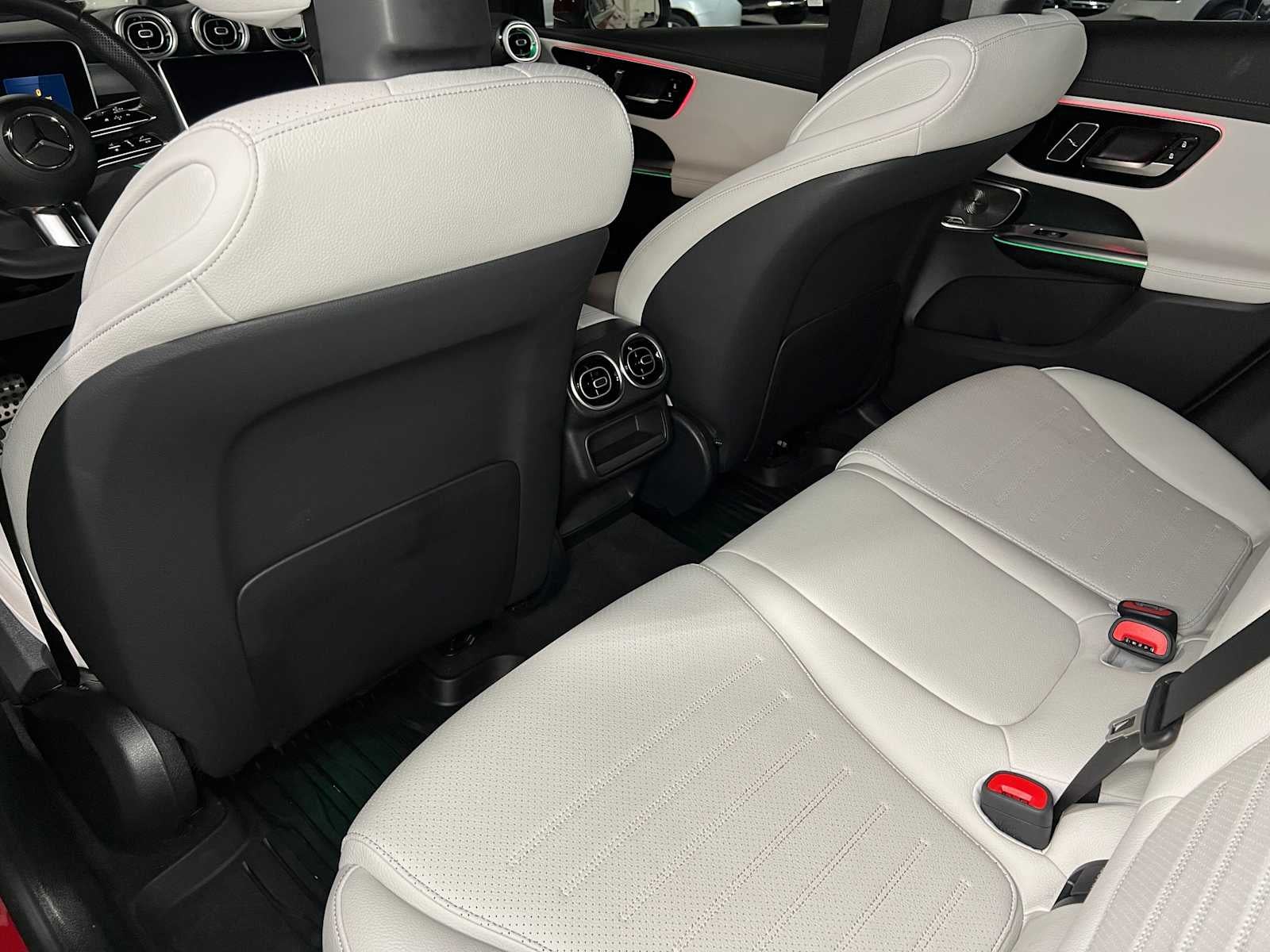 2025 Mercedes-Benz GLC 300 GLC 300