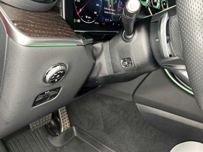 2025 Mercedes-Benz GLC 300 GLC 300