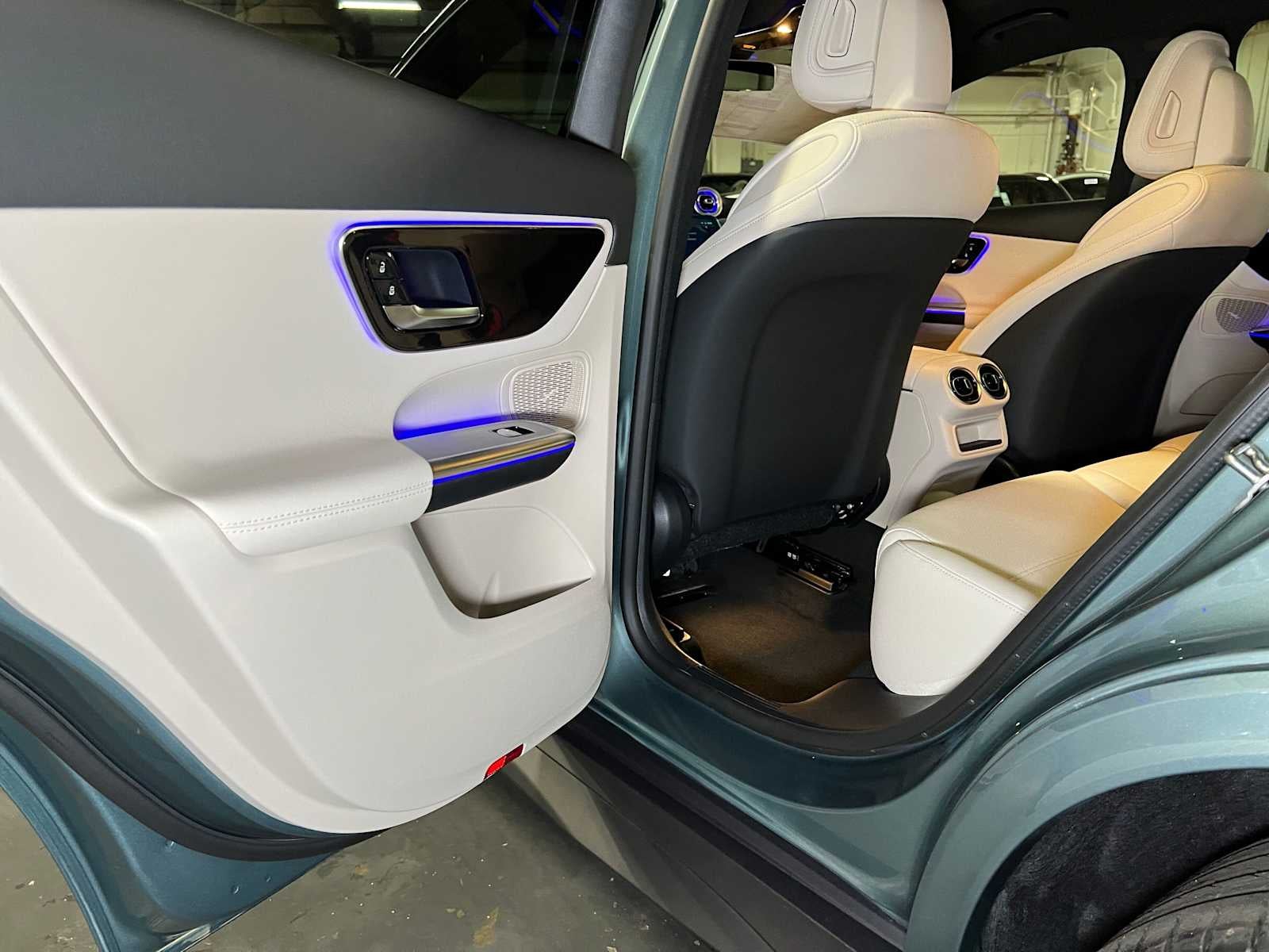 2027 Mercedes-Benz GLC 300 4MATIC® Coupe