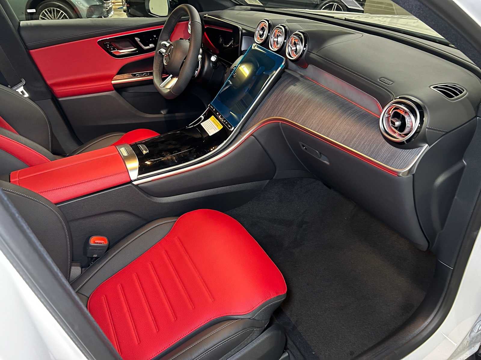 2027 Mercedes-Benz GLC 300 4MATIC® Coupe
