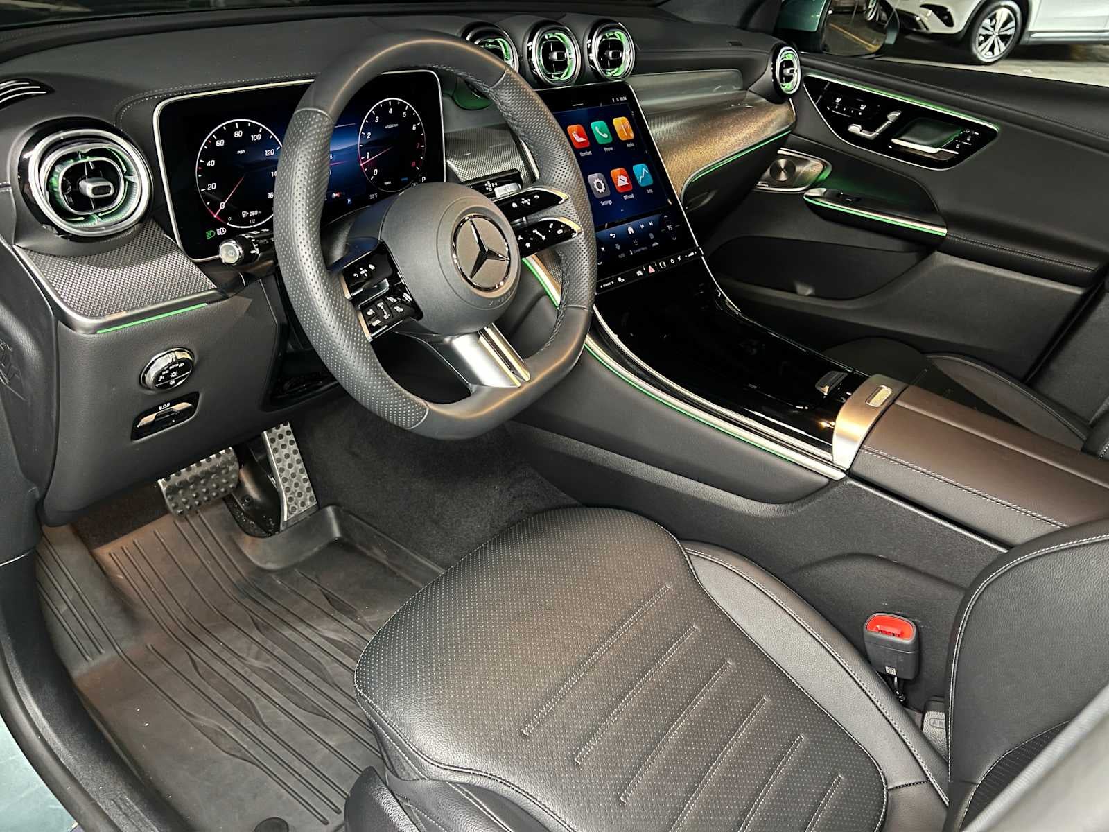 2025 Mercedes-Benz GLC GLC 300