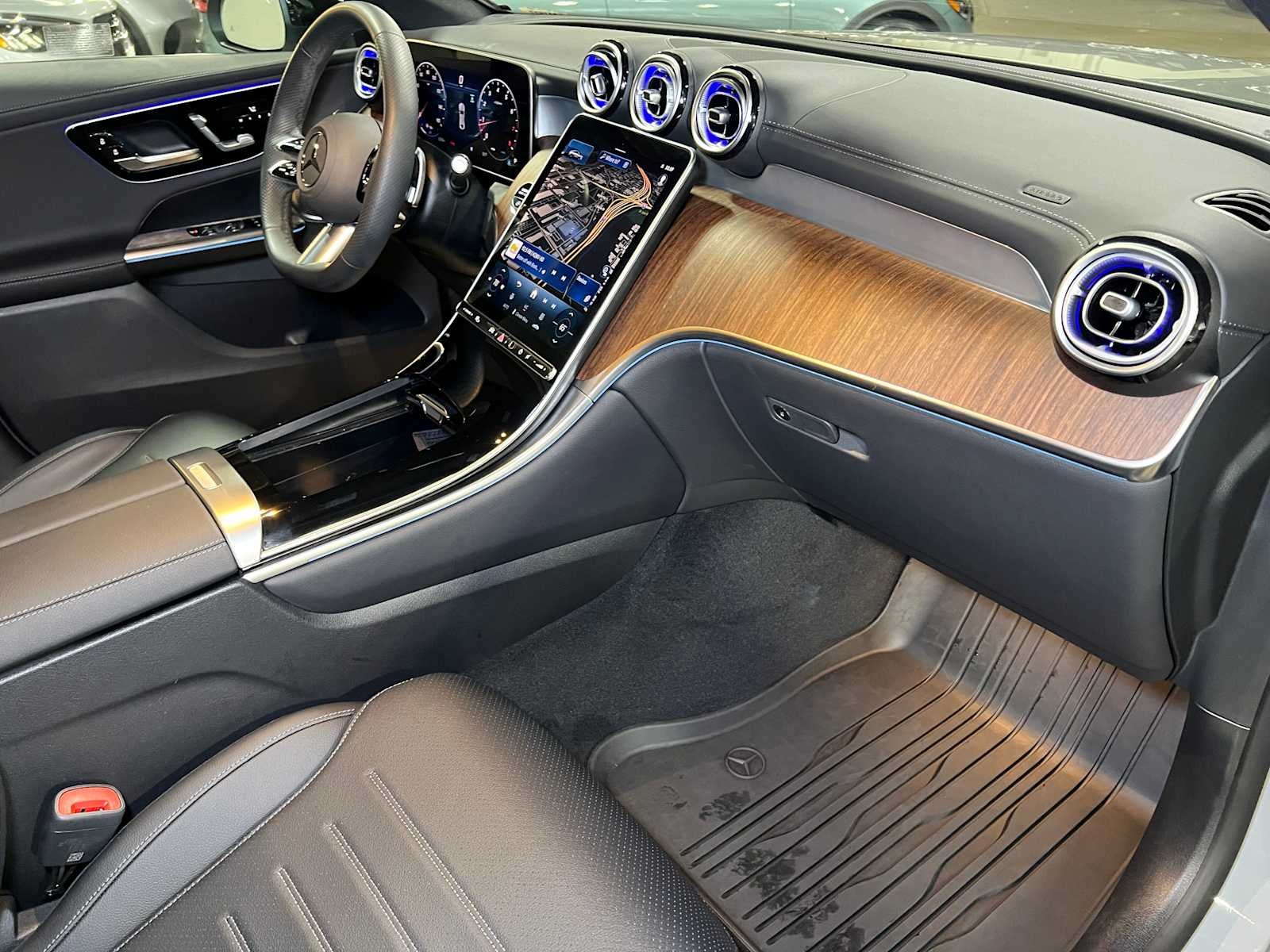 2025 Mercedes-Benz GLC 300 GLC 300