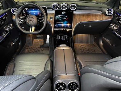 2025 Mercedes-Benz GLC 300 GLC 300