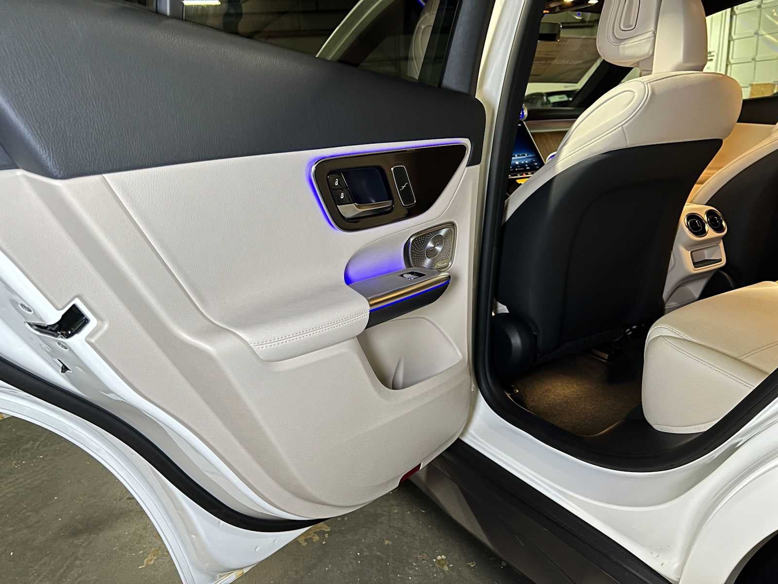 2027 Mercedes-Benz GLC 300 4MATIC® Coupe