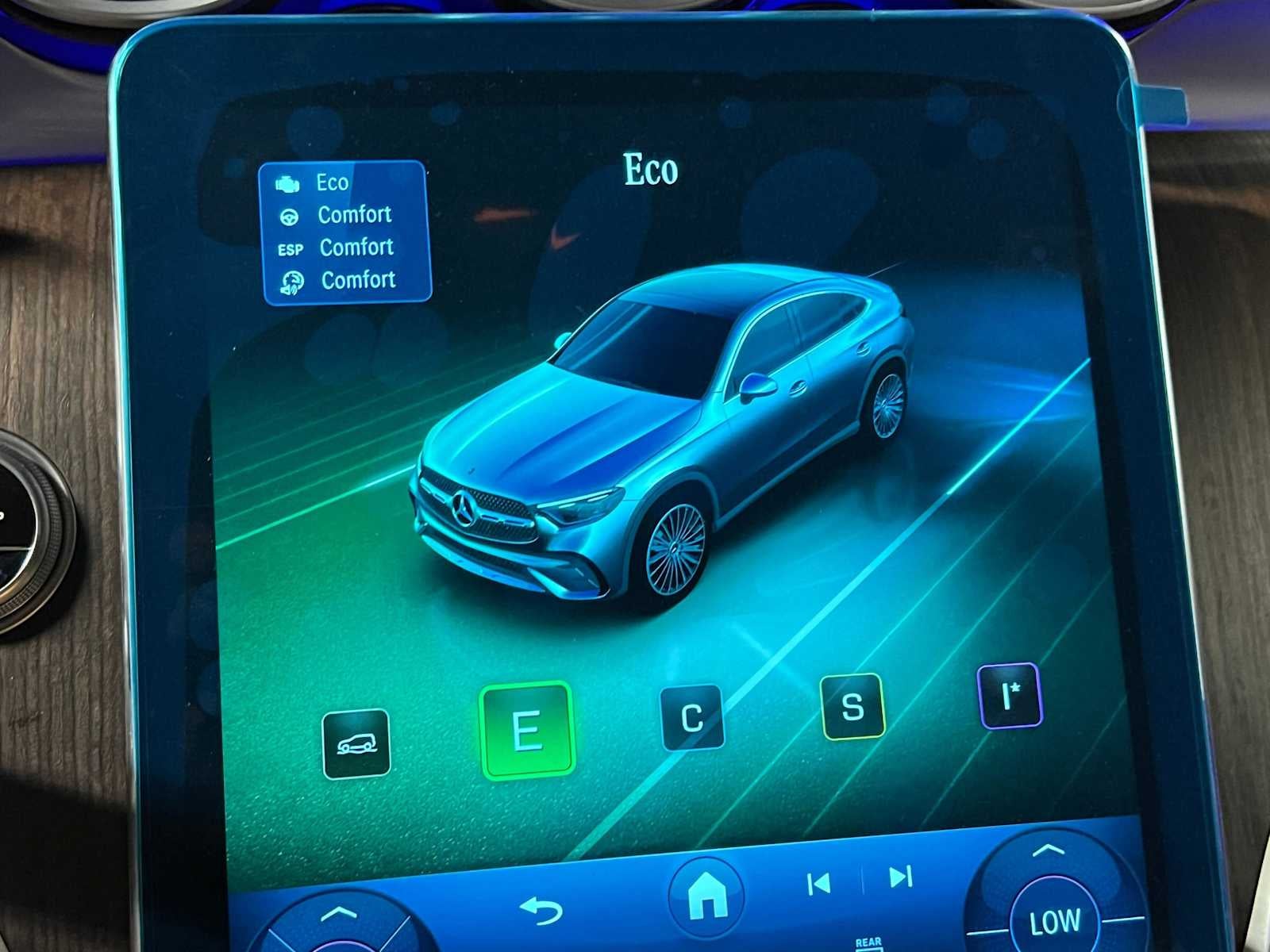 2027 Mercedes-Benz GLC 300 4MATIC® Coupe