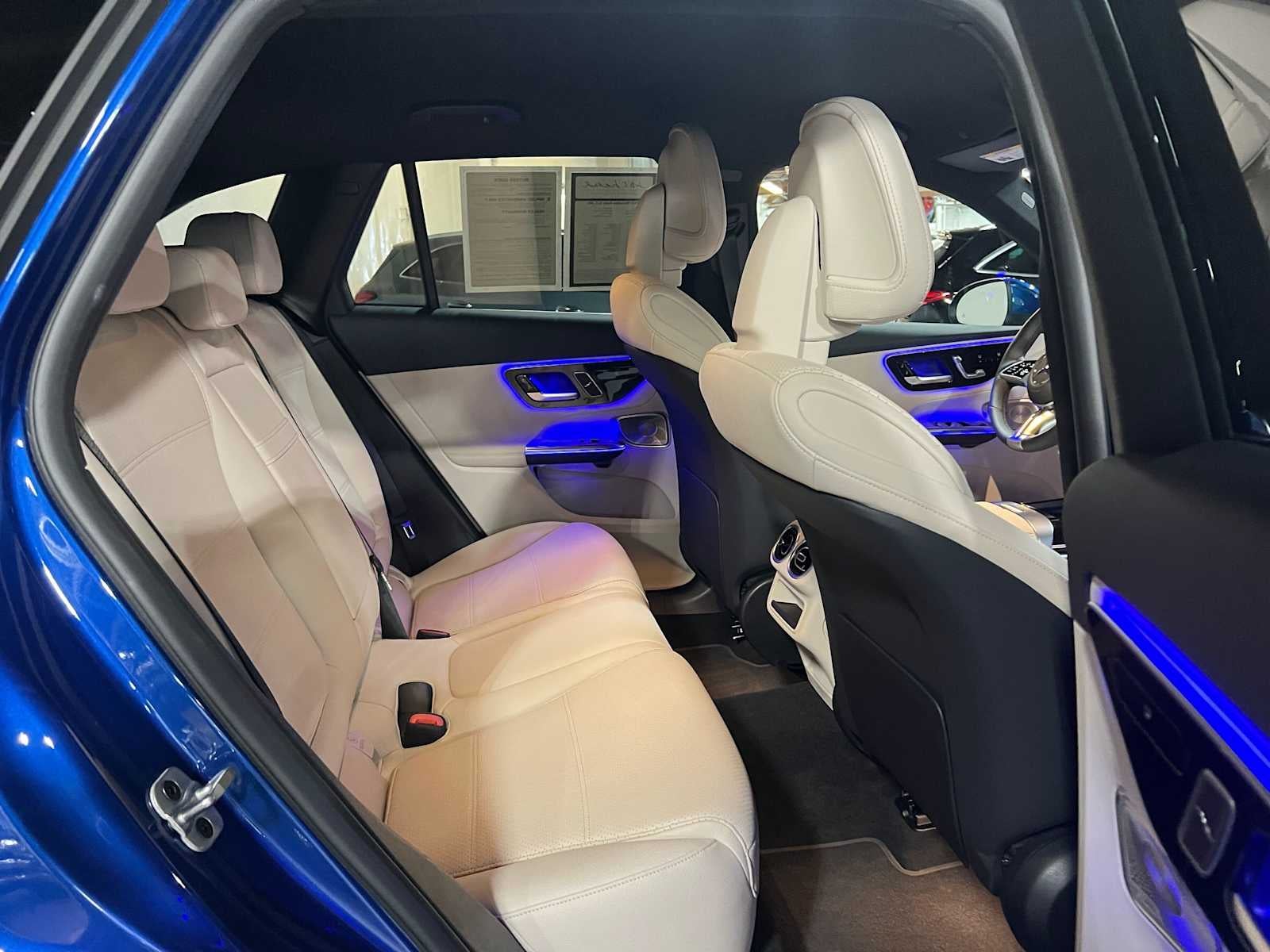 2025 Mercedes-Benz GLC 300 SUV