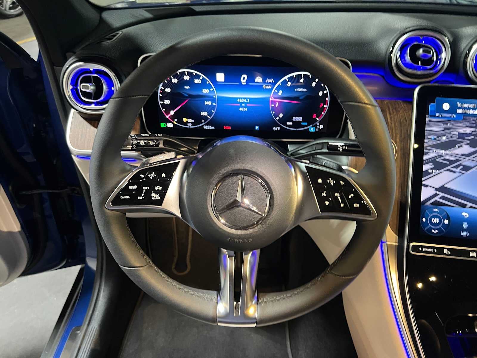 2025 Mercedes-Benz GLC 300 SUV