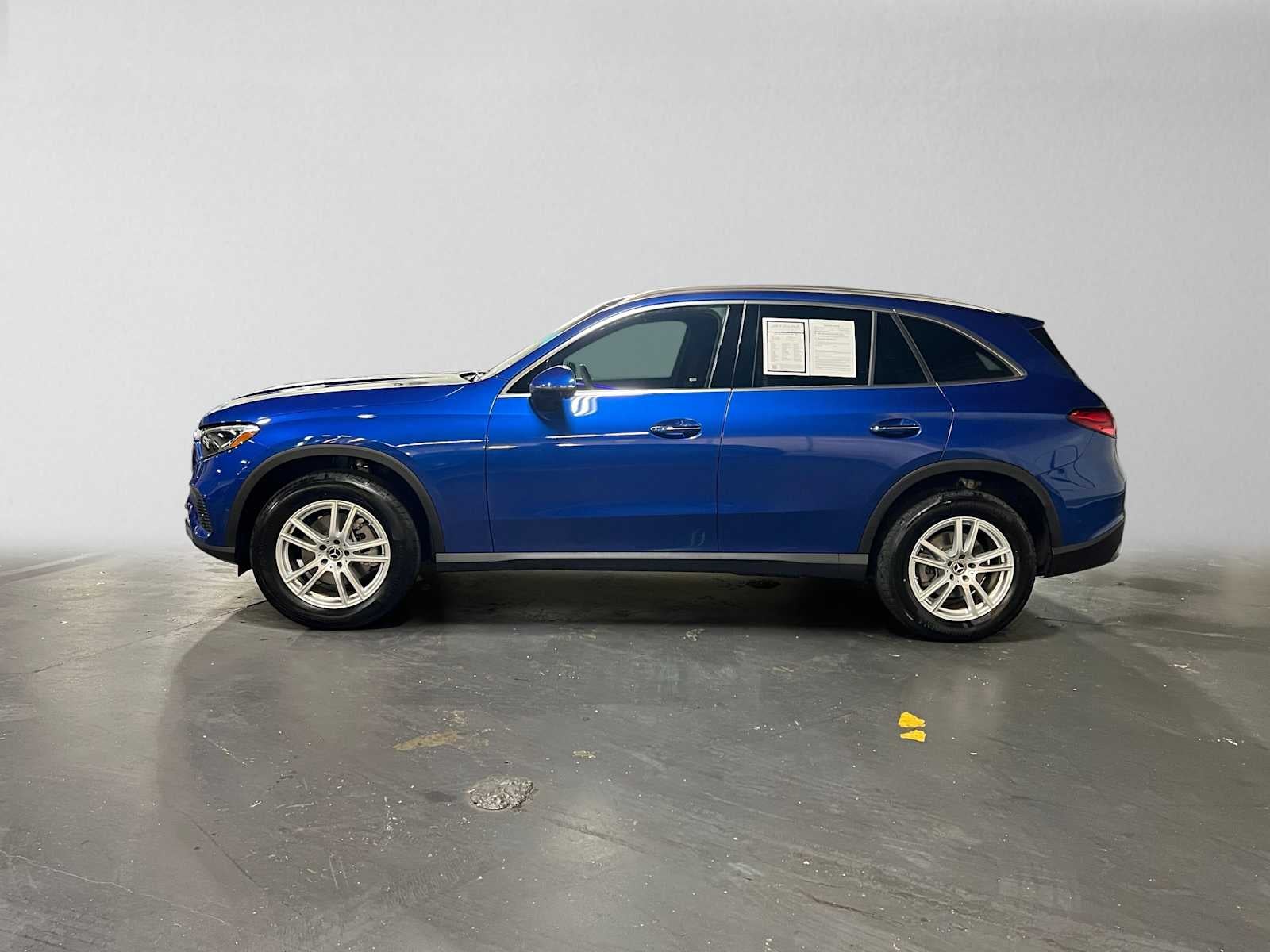 2025 Mercedes-Benz GLC 300 SUV