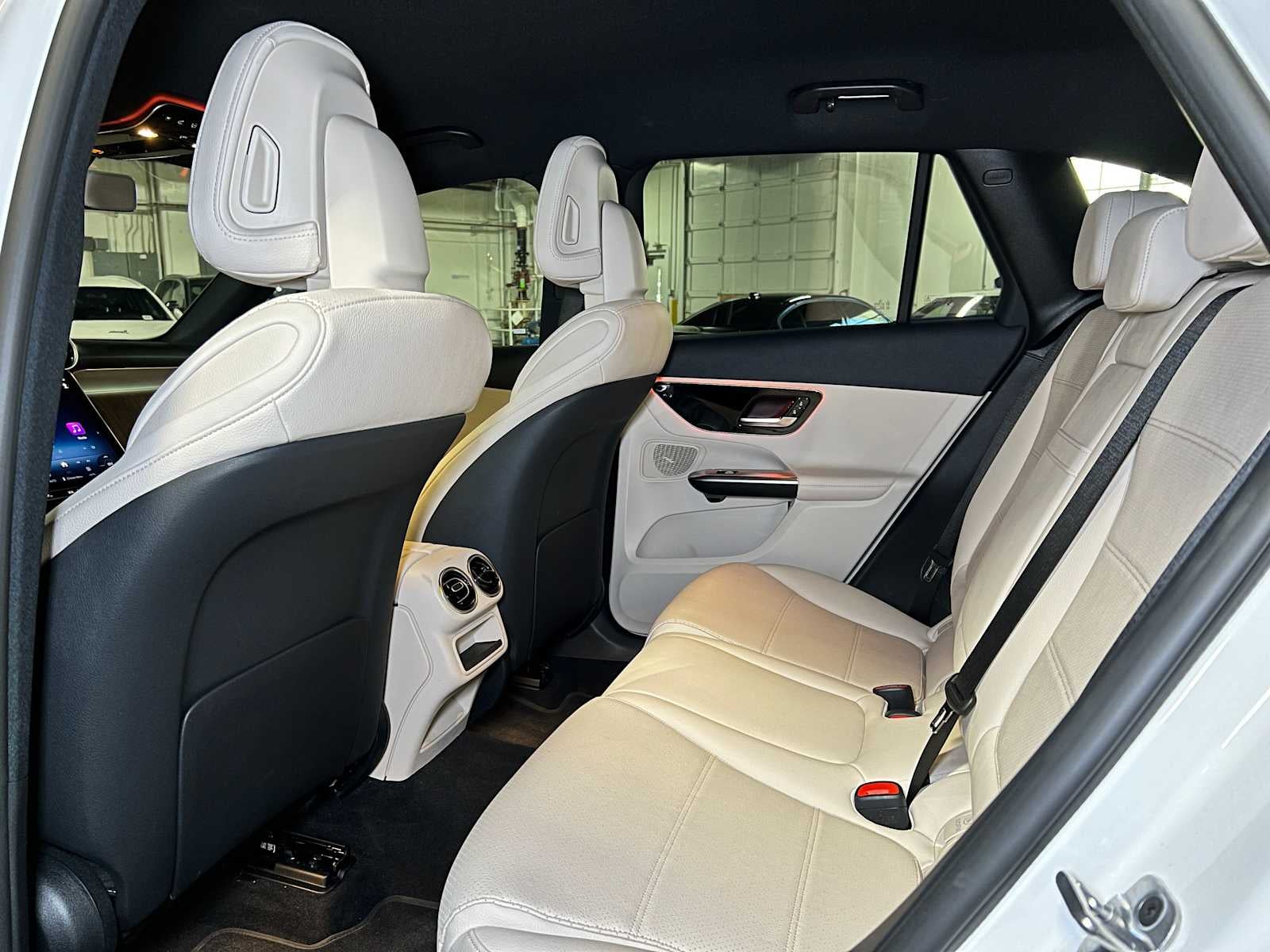 2025 Mercedes-Benz GLC GLC 300