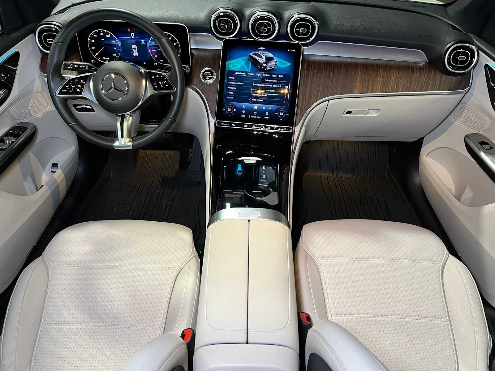 2025 Mercedes-Benz GLC GLC 300