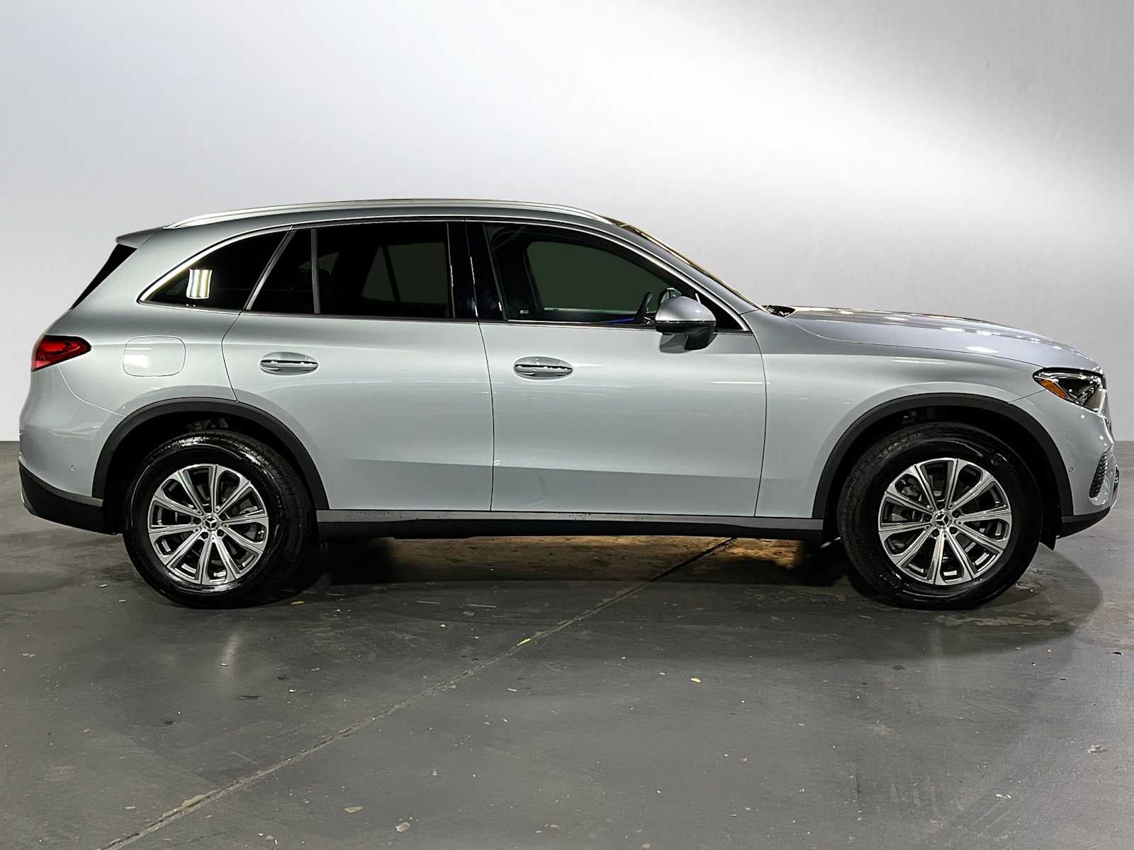 2025 Mercedes-Benz GLC GLC 300