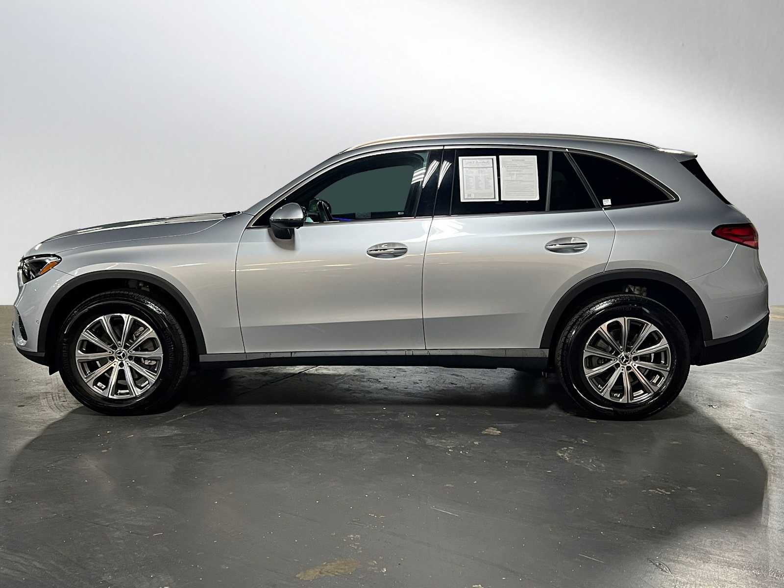 2025 Mercedes-Benz GLC GLC 300