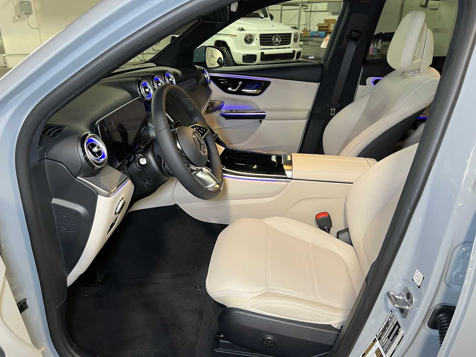 2025 Mercedes-Benz GLC GLC 300