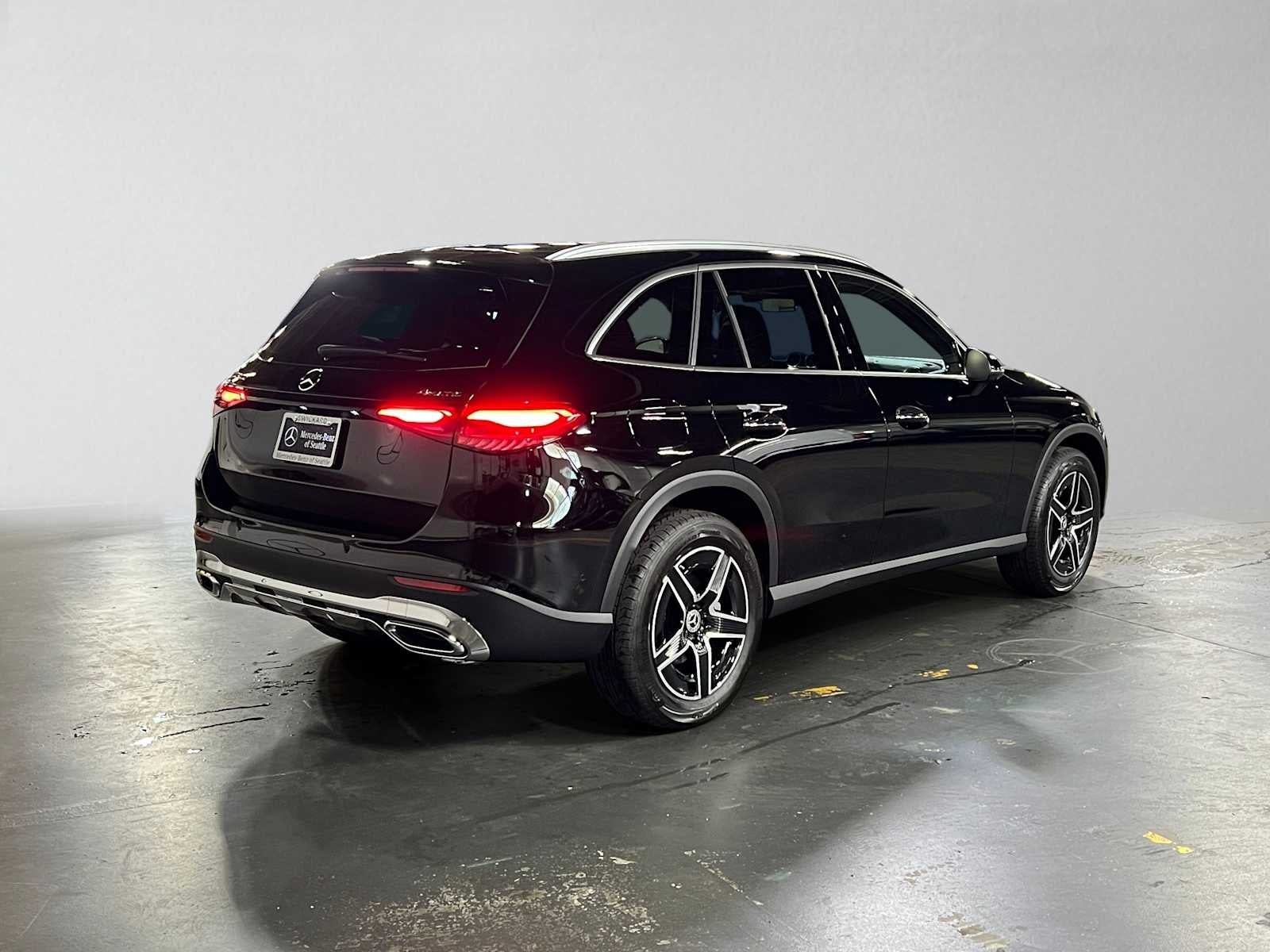 2027 Mercedes-Benz GLC 300 4MATIC® SUV