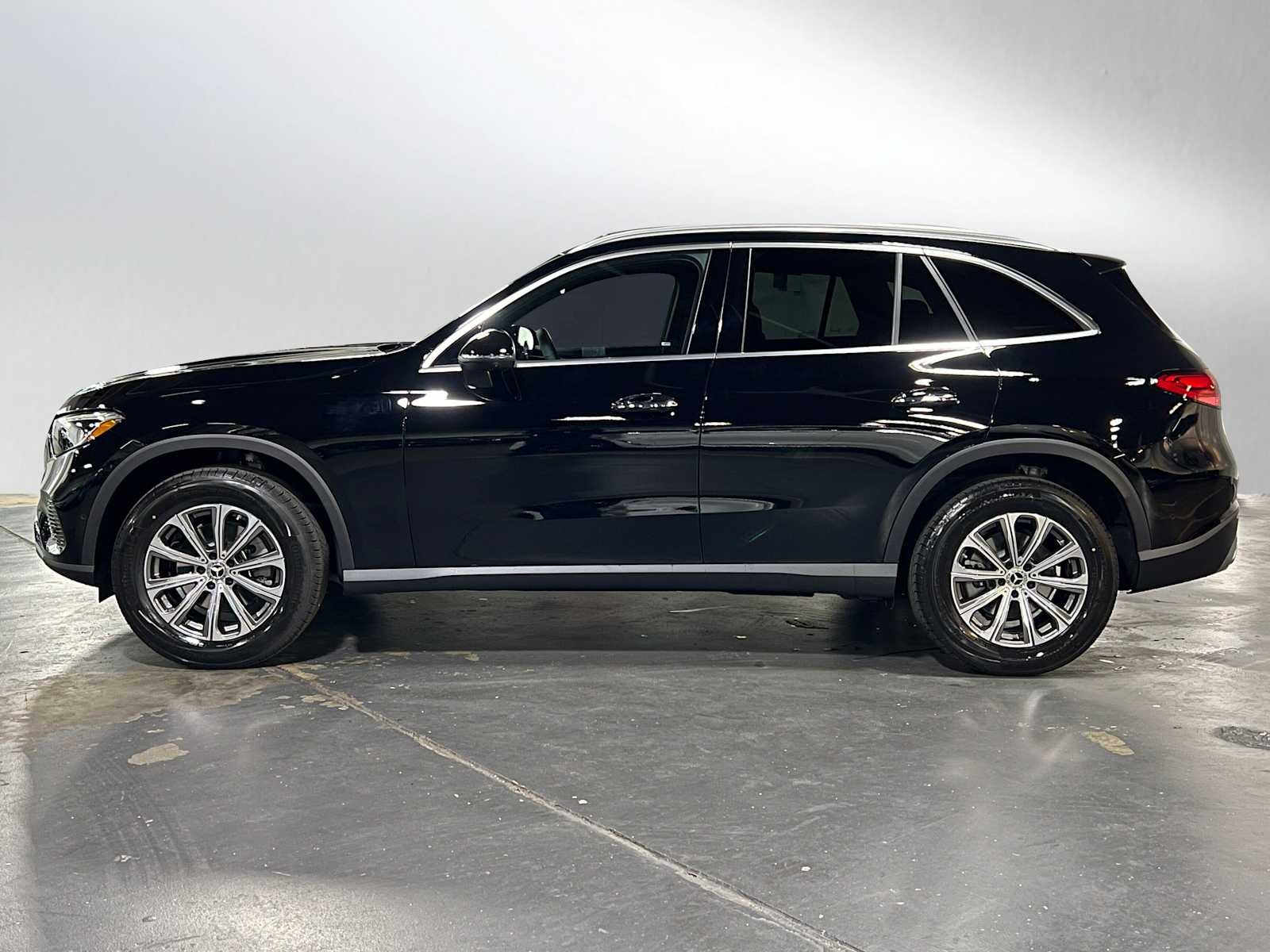 2025 Mercedes-Benz GLC GLC 300