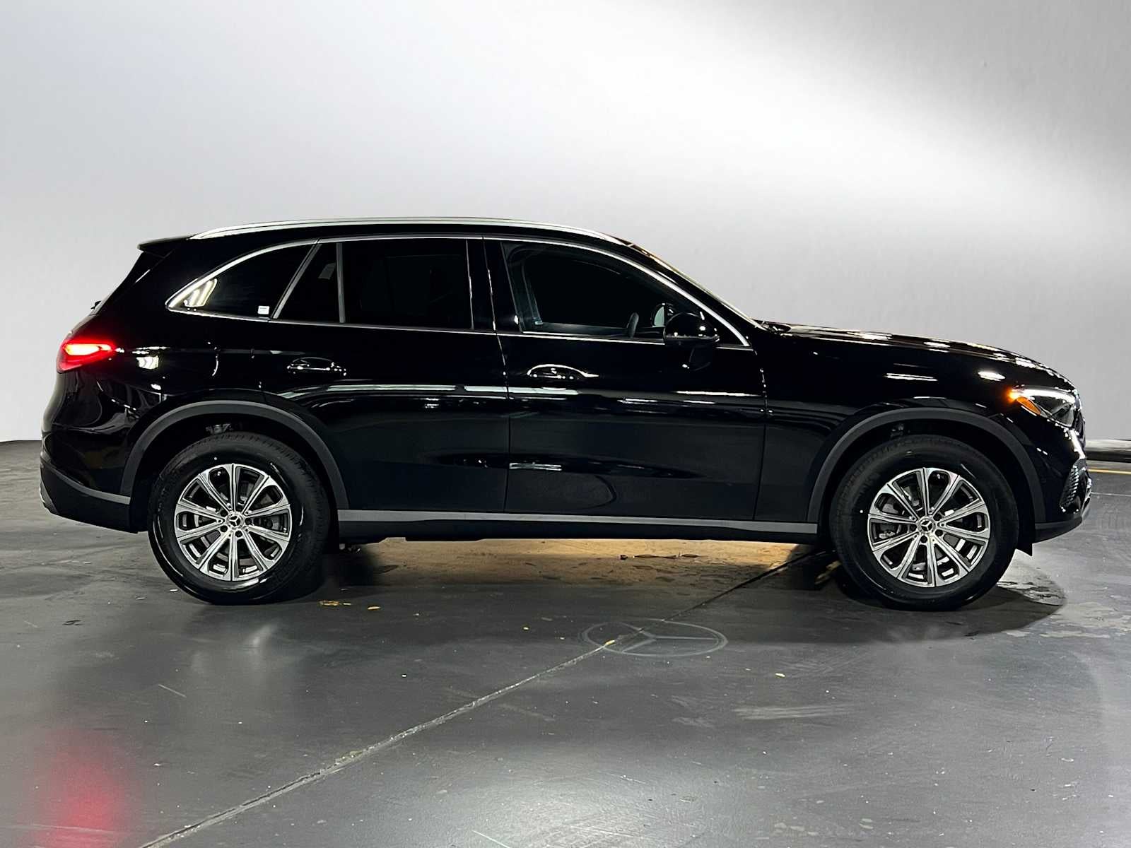 2025 Mercedes-Benz GLC GLC 300