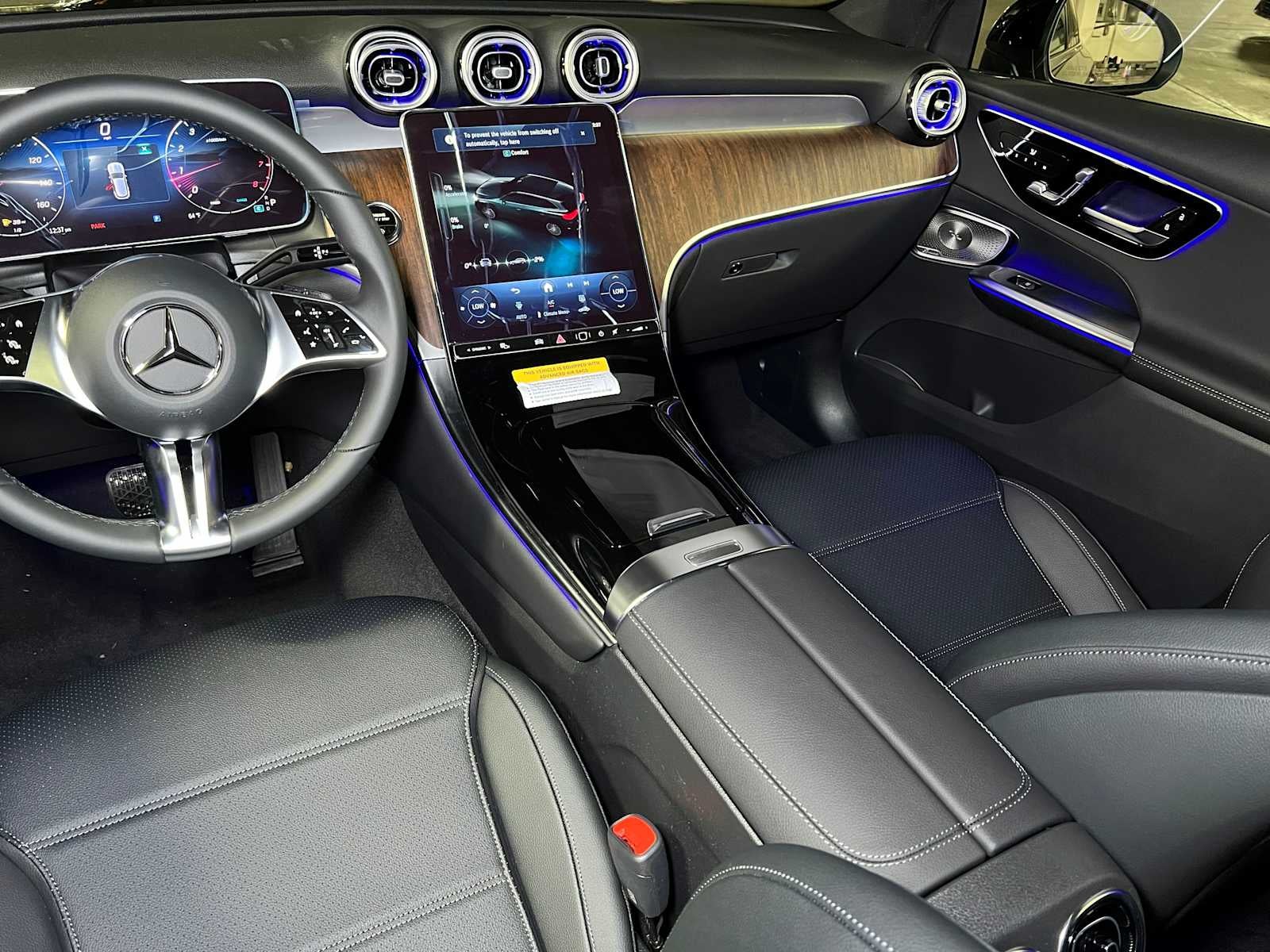 2025 Mercedes-Benz GLC GLC 300