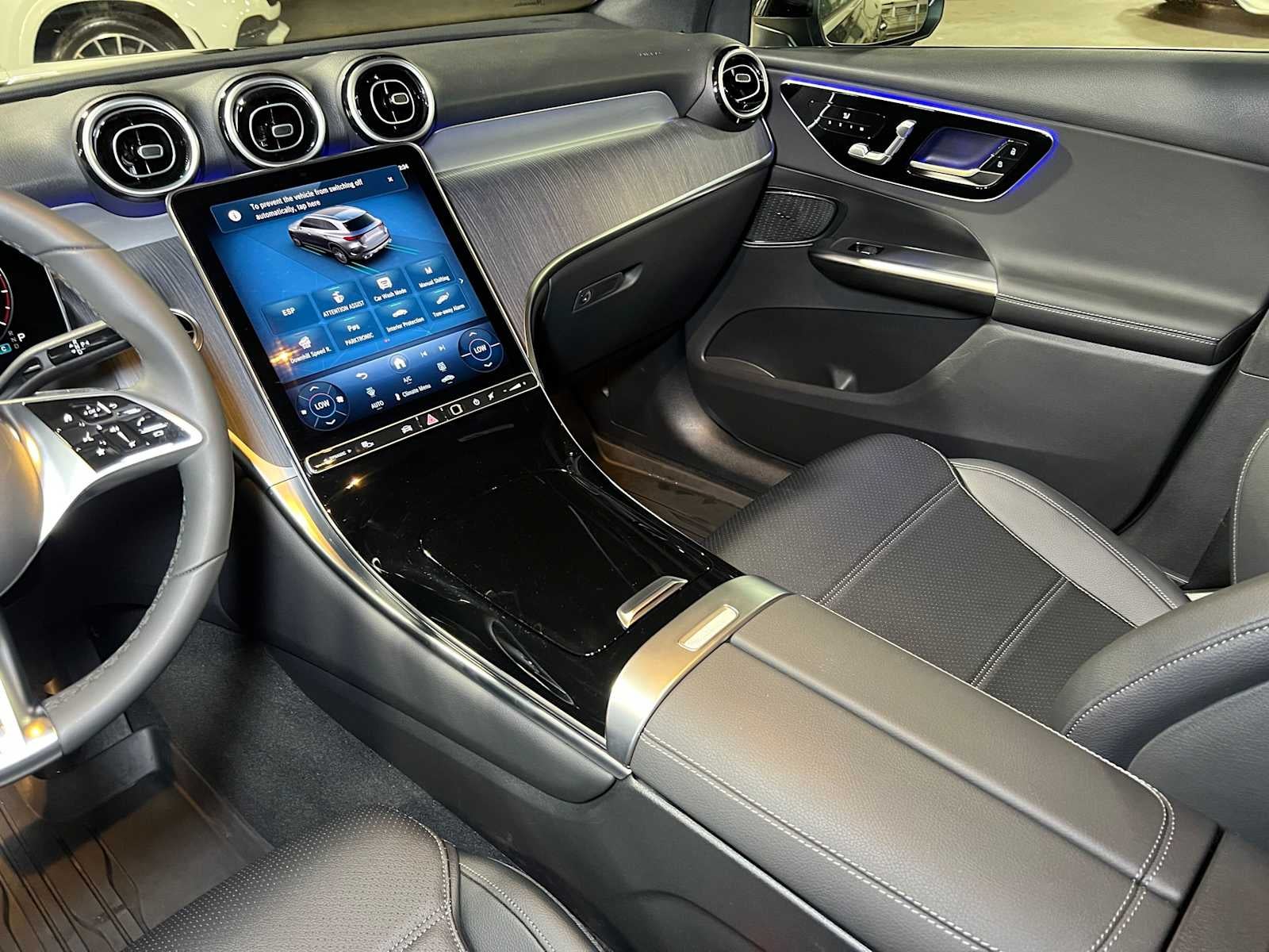 2026 Mercedes-Benz GLC 300 4MATIC® SUV