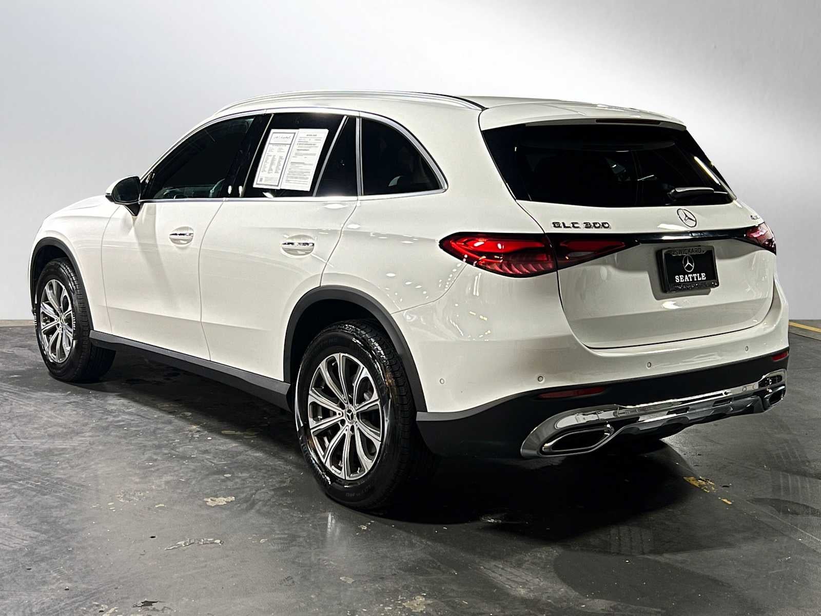 2025 Mercedes-Benz GLC GLC 300