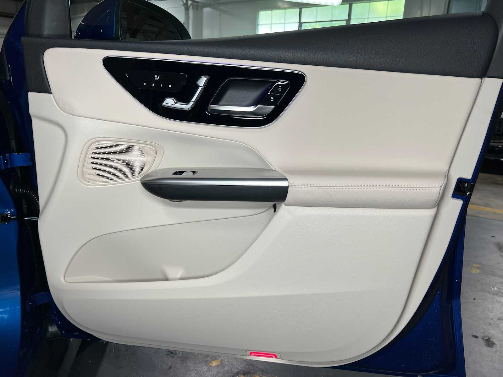 2025 Mercedes-Benz GLC GLC 300